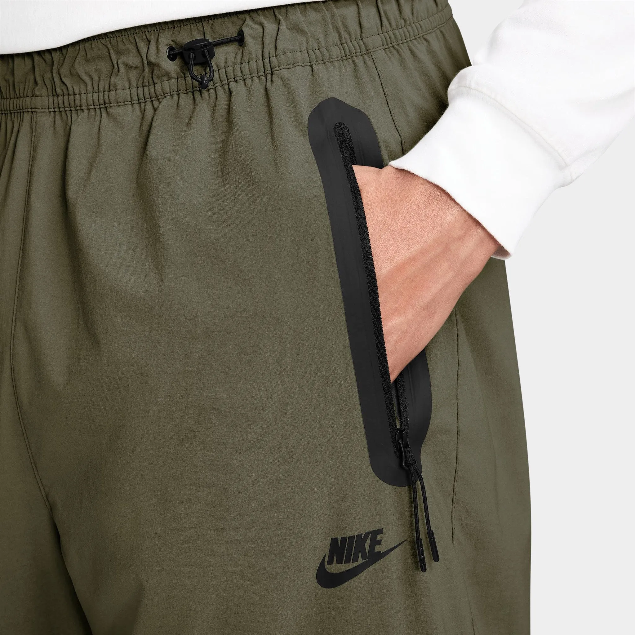 Nike Tech Woven Oversized Pants Medium Olive / Medium Olive - Black sold by JD Sports product image thumbnail 3
