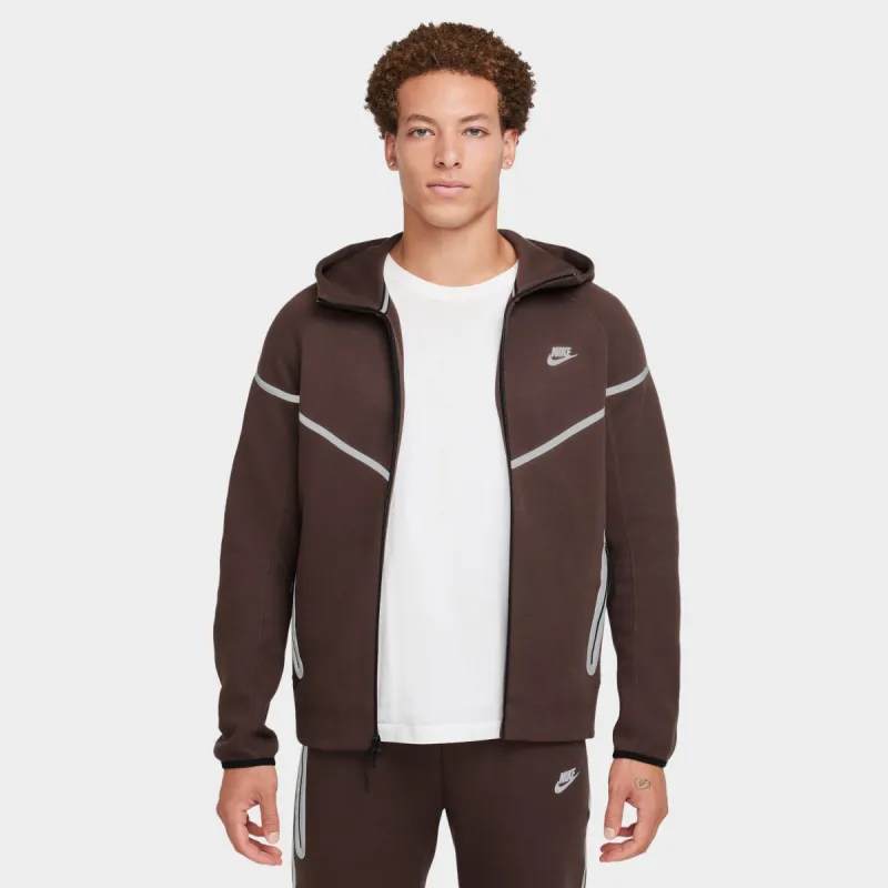 Nike Sportswear Tech Fleece Full-Zip Windrunner Baroque Brown / Bemis Silver sold by JD Sports