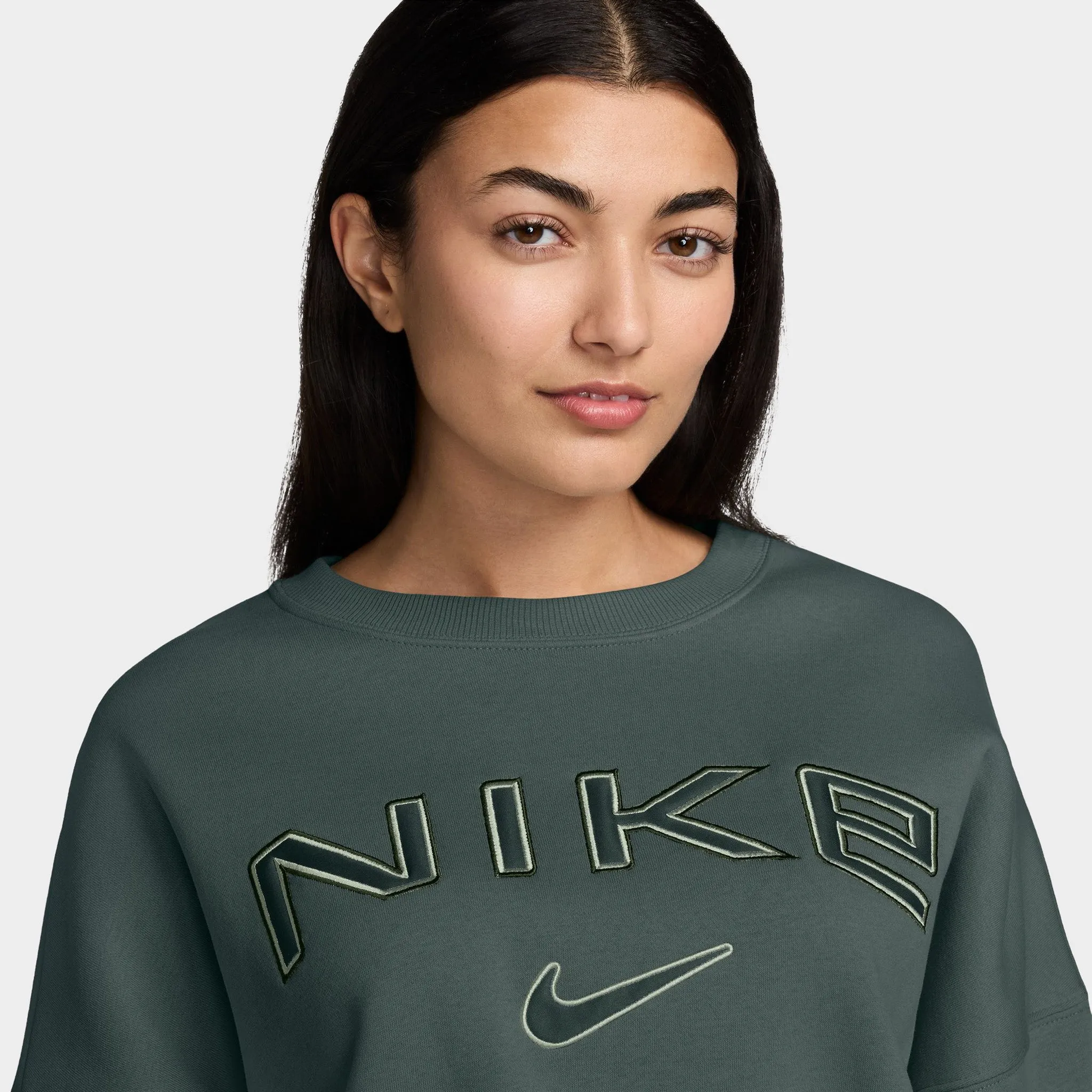 Nike Sportswear Women's Phoenix Fleece Over-Oversized Crewneck Vintage Green / Jade Horizon sold by JD Sports product image thumbnail 3