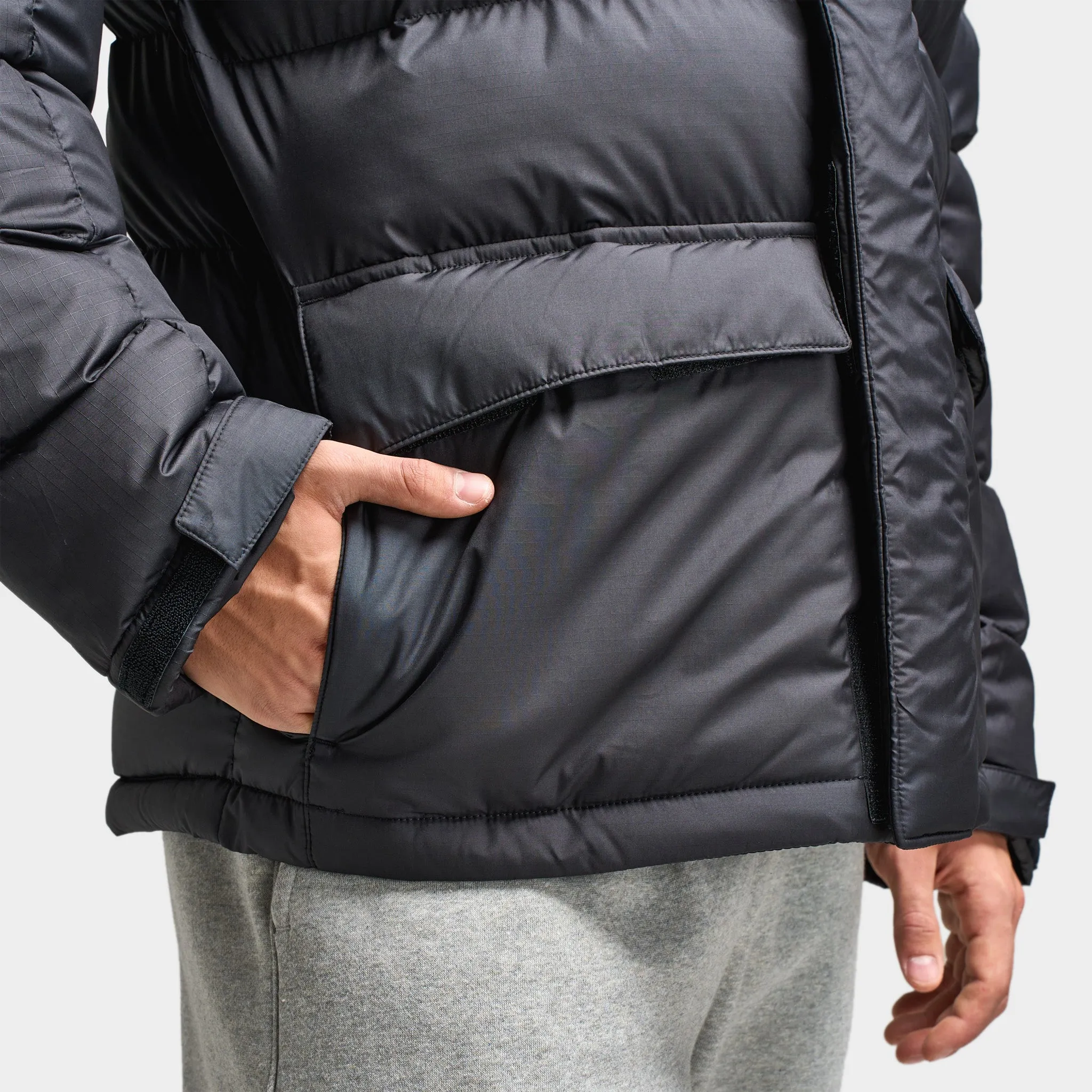 The North Face Limbara Insulated Jacket / TNF Black sold by JD Sports product image thumbnail 3