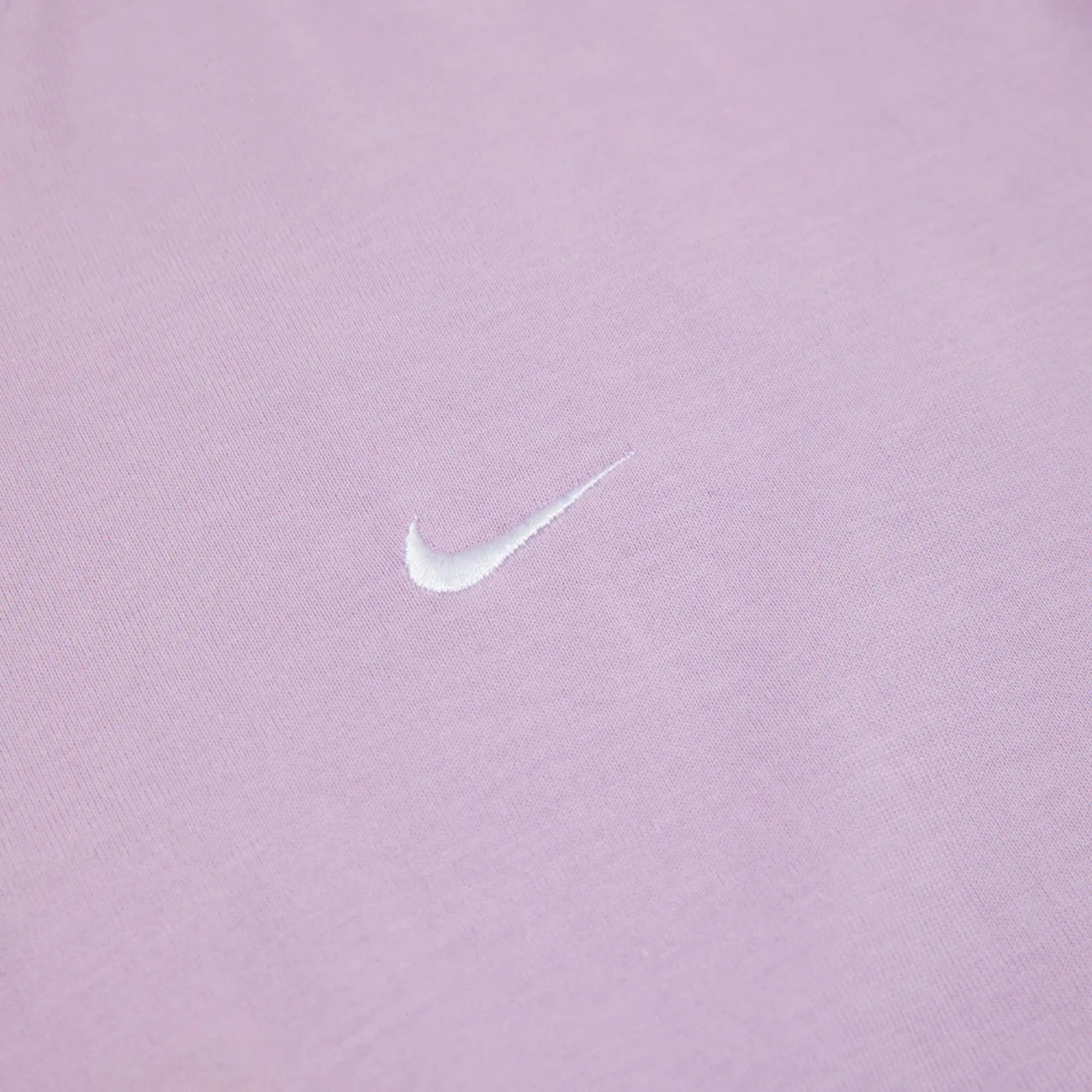 Nike Solo Swoosh T-shirt Doll / White sold by JD Sports product image thumbnail 3