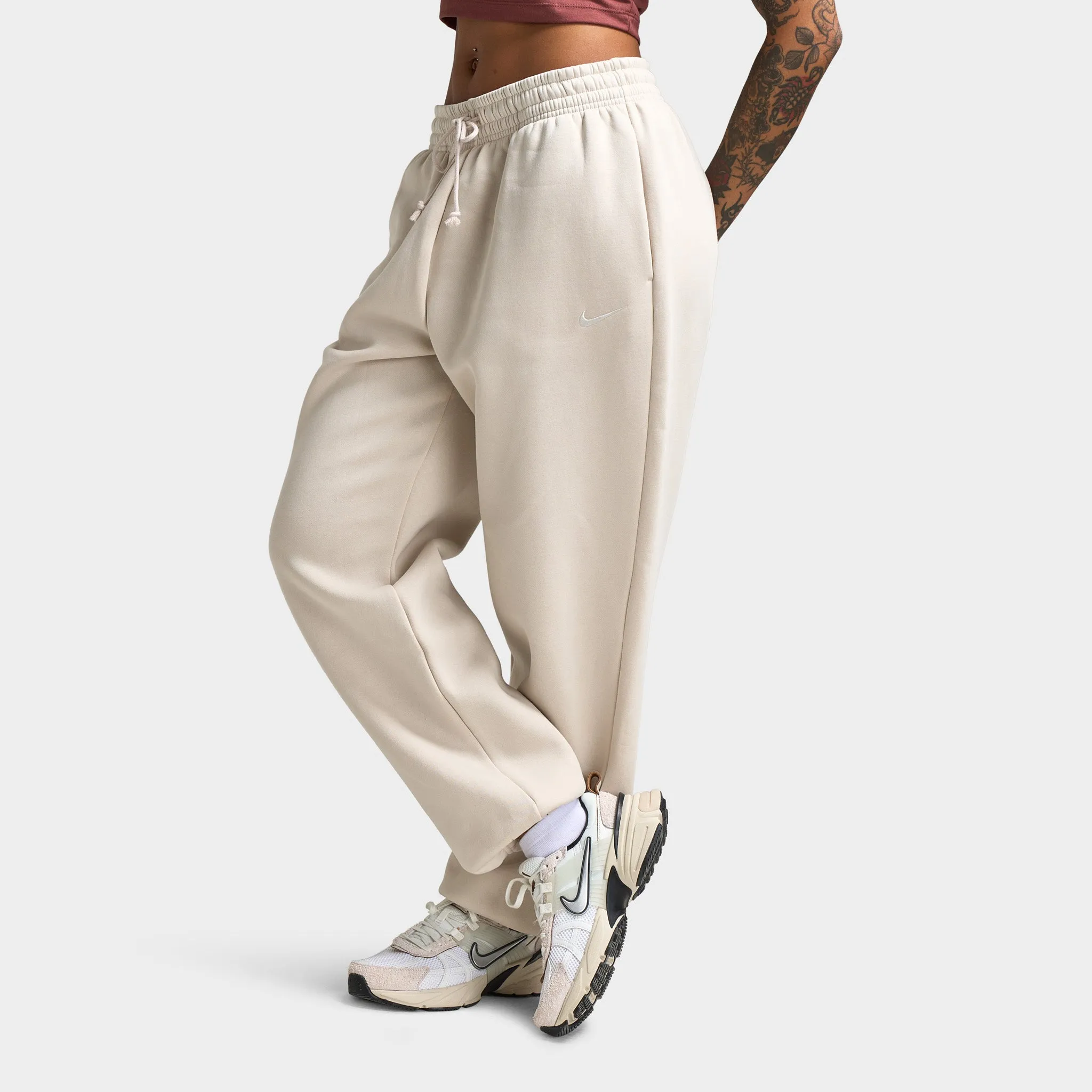 Nike Sportswear Women's Phoenix Fleece Oversized Sweatpants Light Orewood Brown / Sail sold by JD Sports product image thumbnail 4