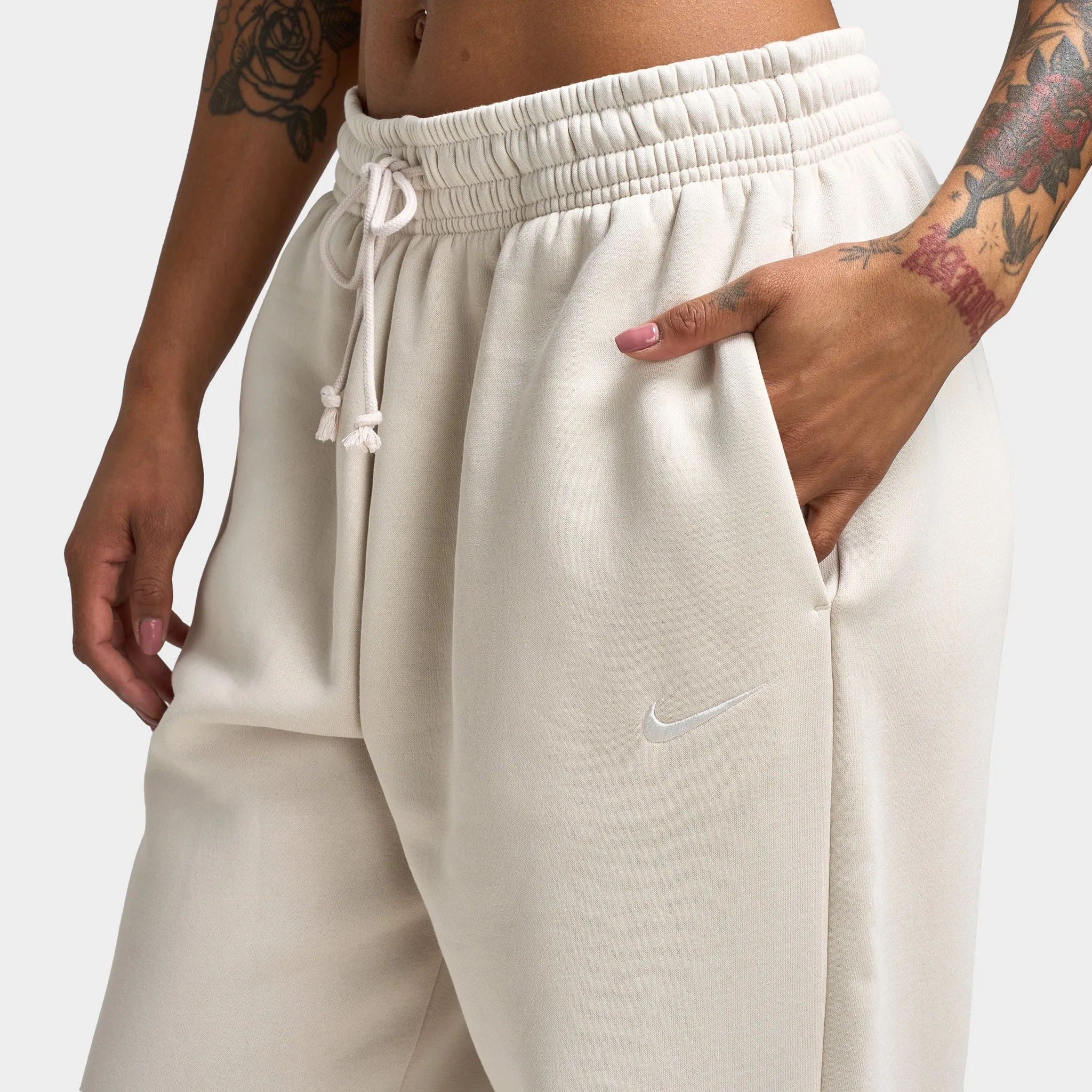 Nike Sportswear Women's Phoenix Fleece Oversized Sweatpants Light Orewood Brown / Sail sold by JD Sports product image thumbnail 5