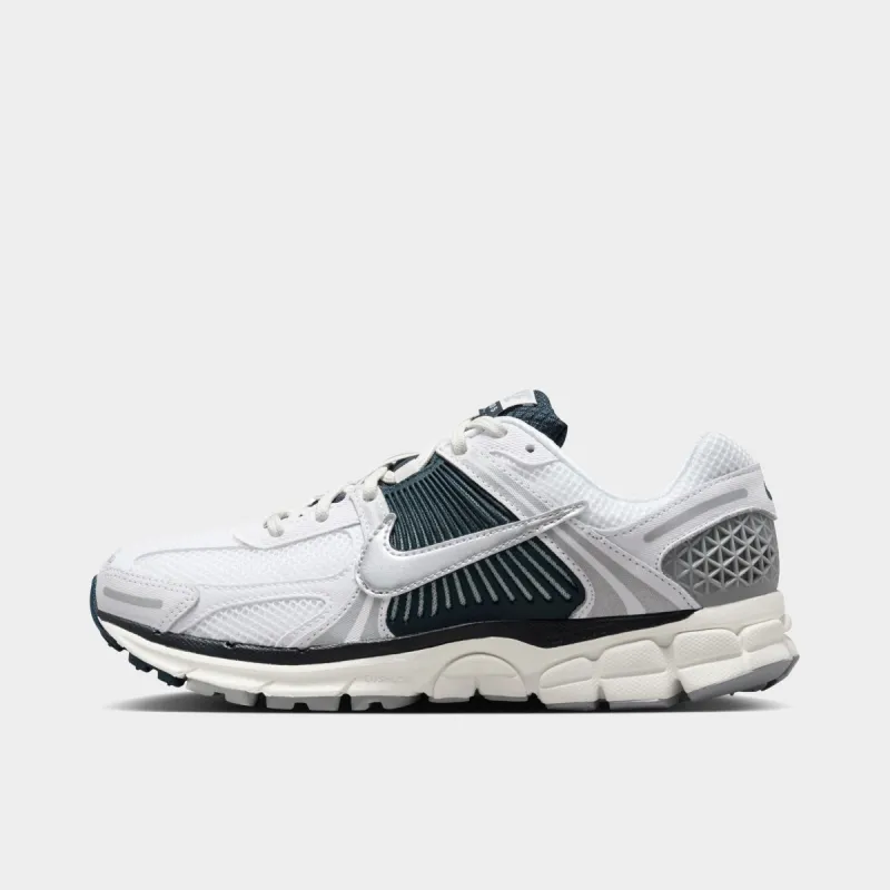 Nike Women's Zoom Vomero 5 White / Metallic Silver - Armory Navy sold by JD Sports