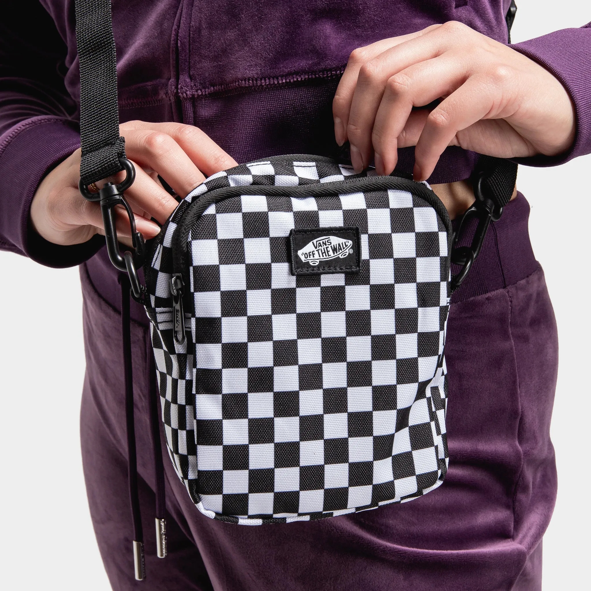 Vans Go Getter Crossbody Black / White Checkerboard sold by JD Sports product image thumbnail 4