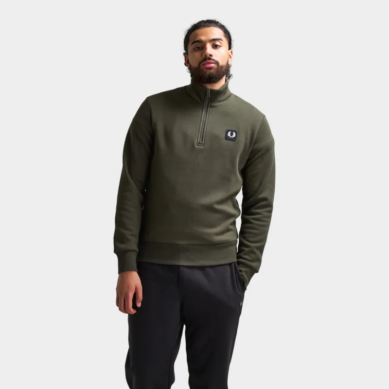 Fred Perry Badge Half Zip Sweatshirt / Hunting Green sold by JD Sports