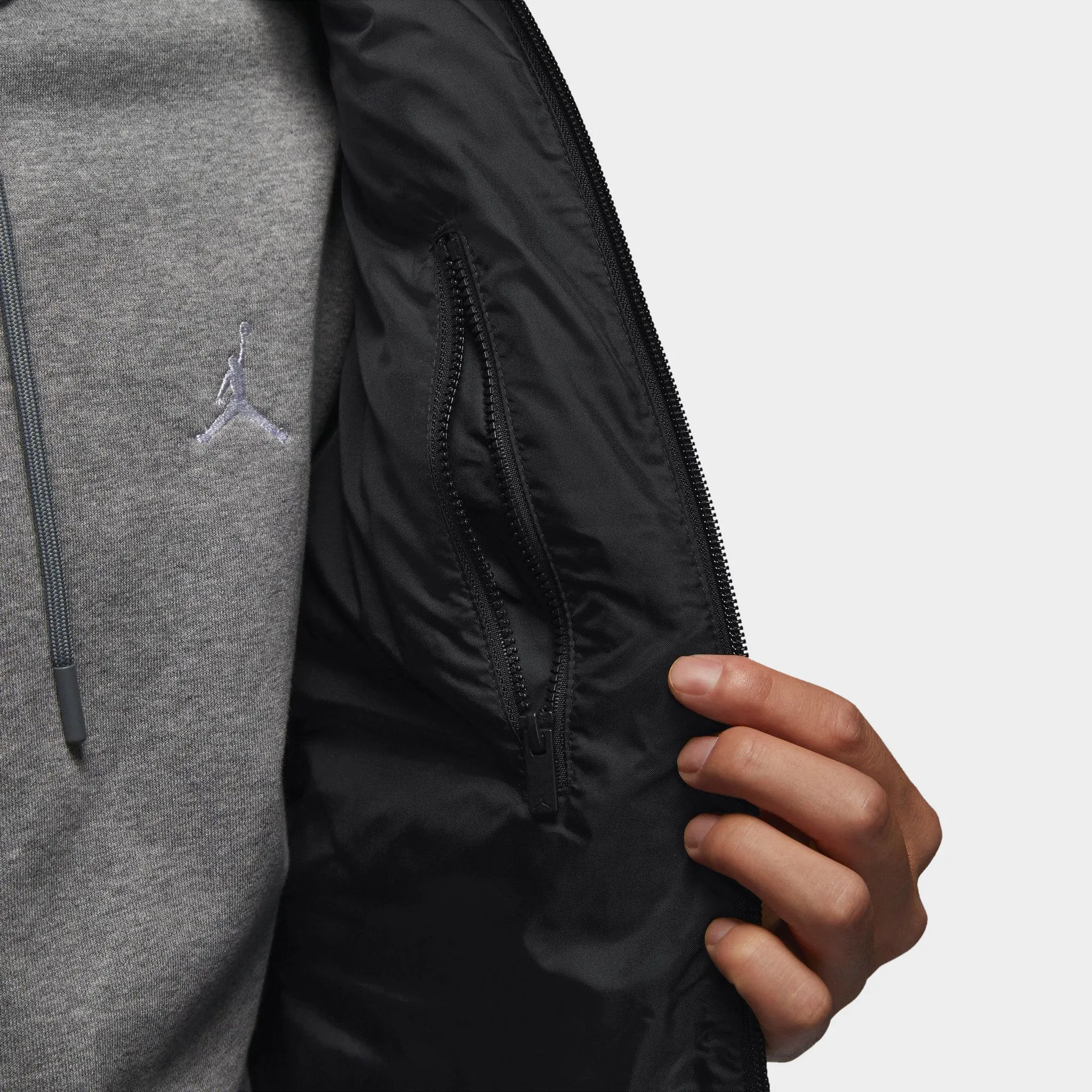 Jordan Brooklyn Puffer Jacket / Black sold by JD Sports product image thumbnail 5