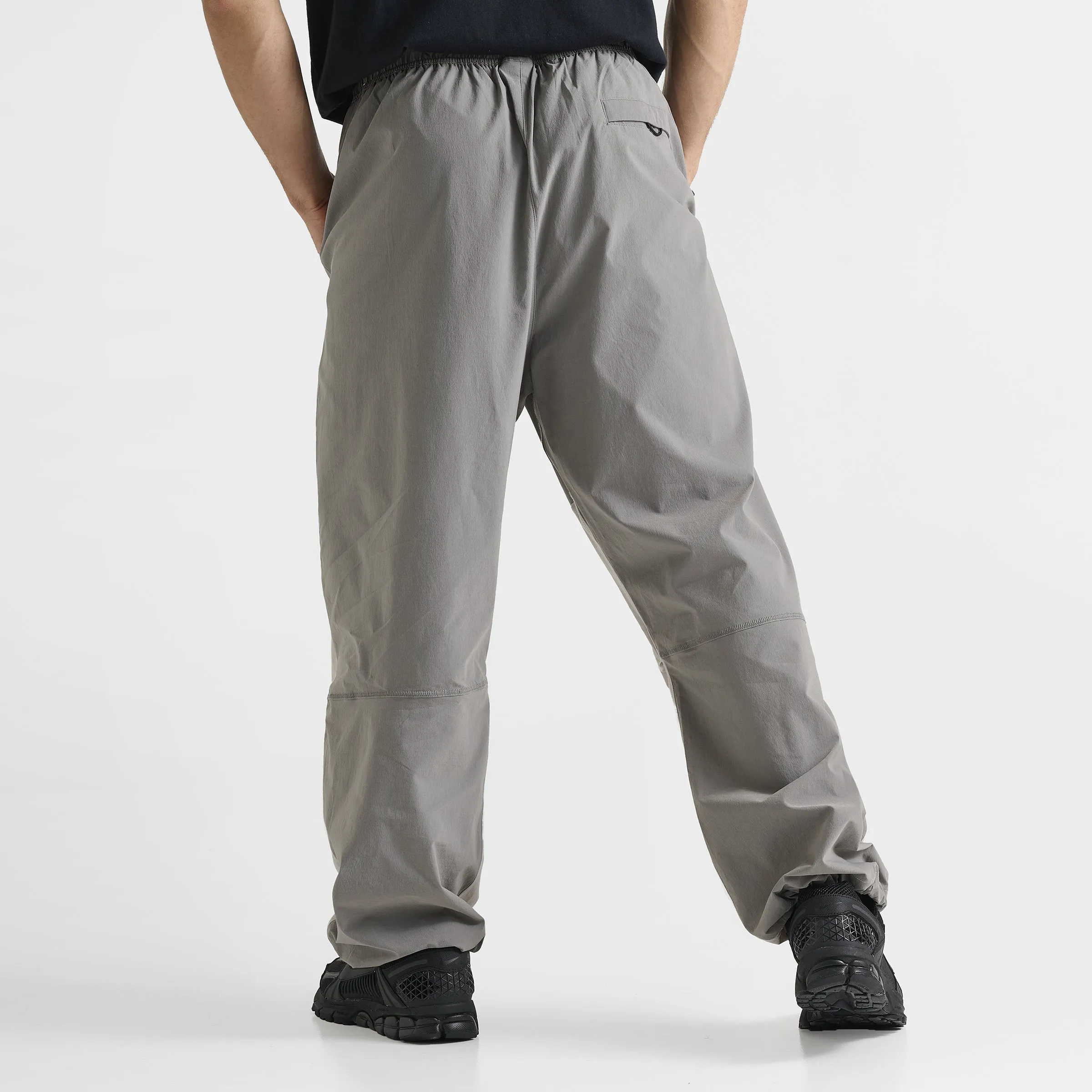 Nike Tech Woven Oversized Pants Flat Pewter / Lt Iron Ore - Black sold by JD Sports product image thumbnail 2