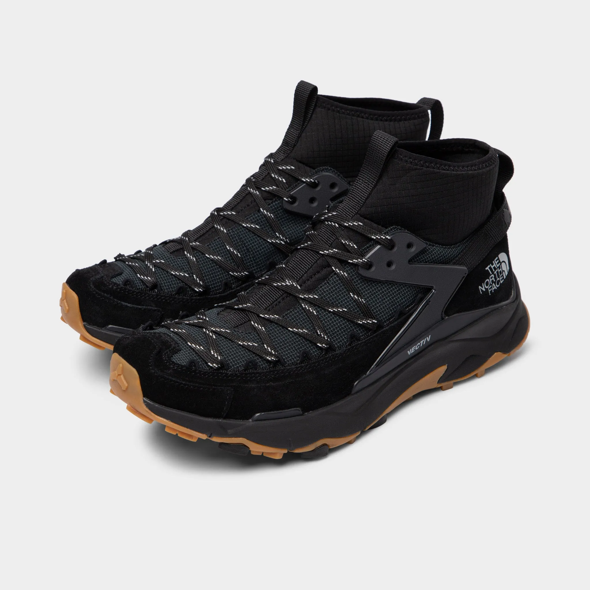The North Face VECTIV Taraval Peak TNF Black / Asphalt Grey sold by JD Sports product image thumbnail 2