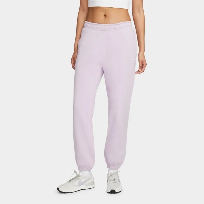 Nike Women's Solo Swoosh Fleece Pants Doll / White sold by JD Sports