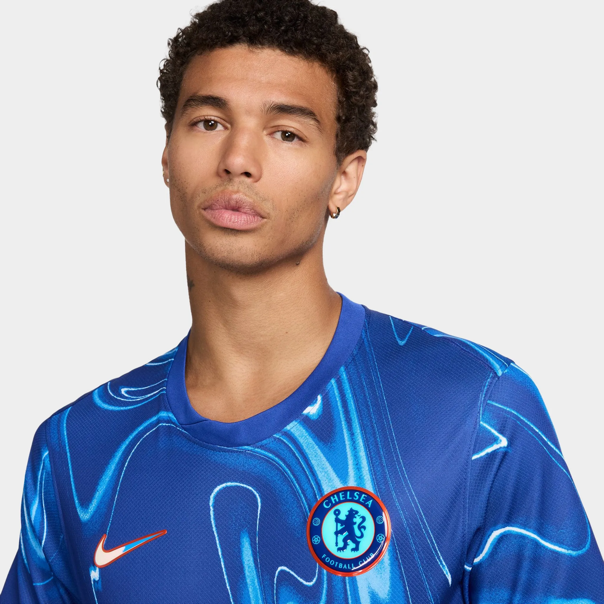 Nike Chelsea F.C. 2024/25 Home Jersey Rush Blue / Team Orange - White sold by JD Sports product image thumbnail 3