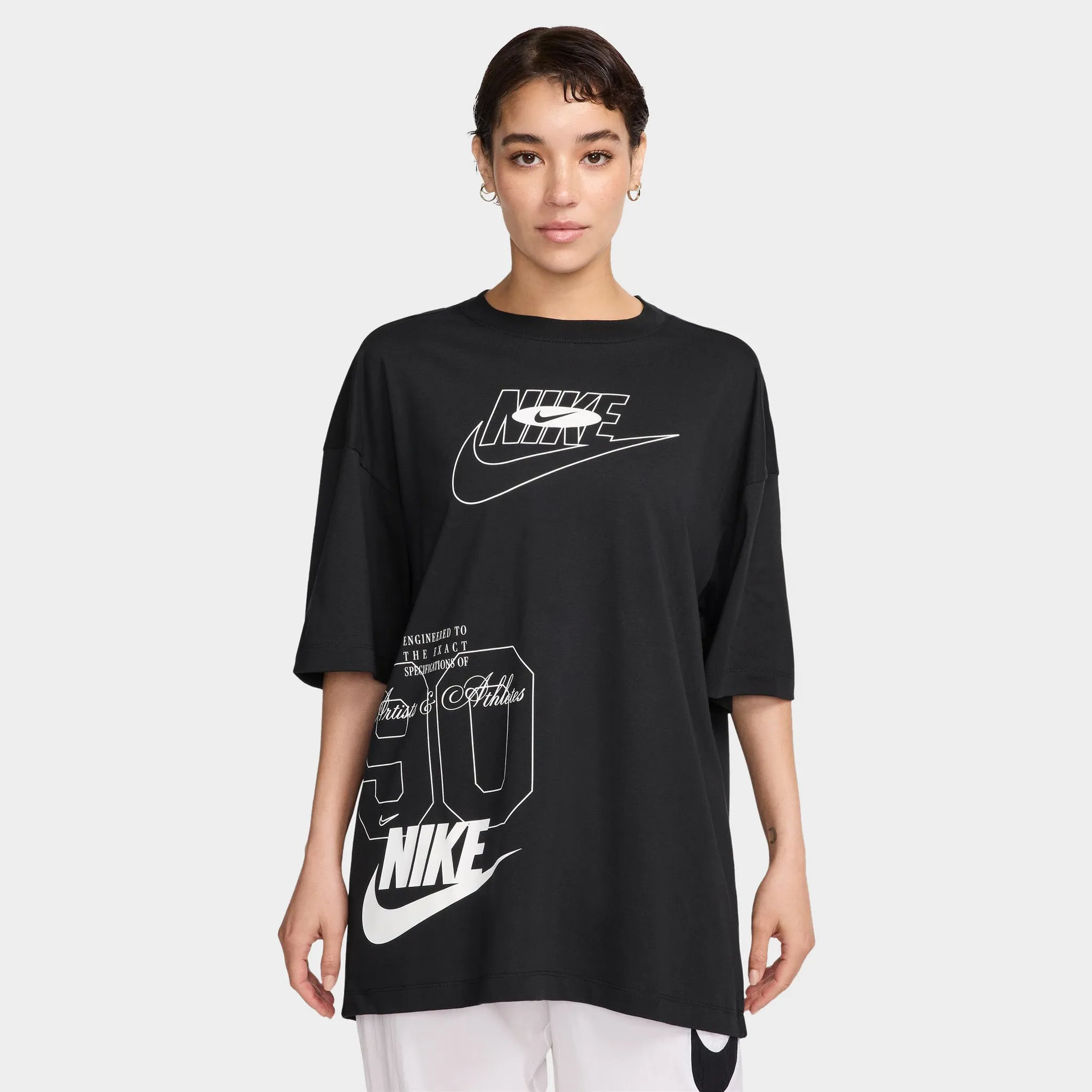 Nike Sportswear Women's Oversized Dance Graphic T-Shirt / Black sold by JD Sports
