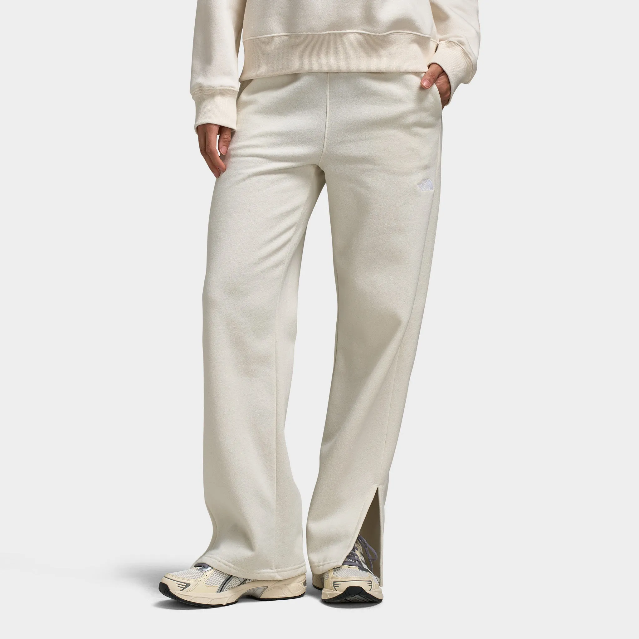 The North Face Women's Evolution Pants / White sold by JD Sports