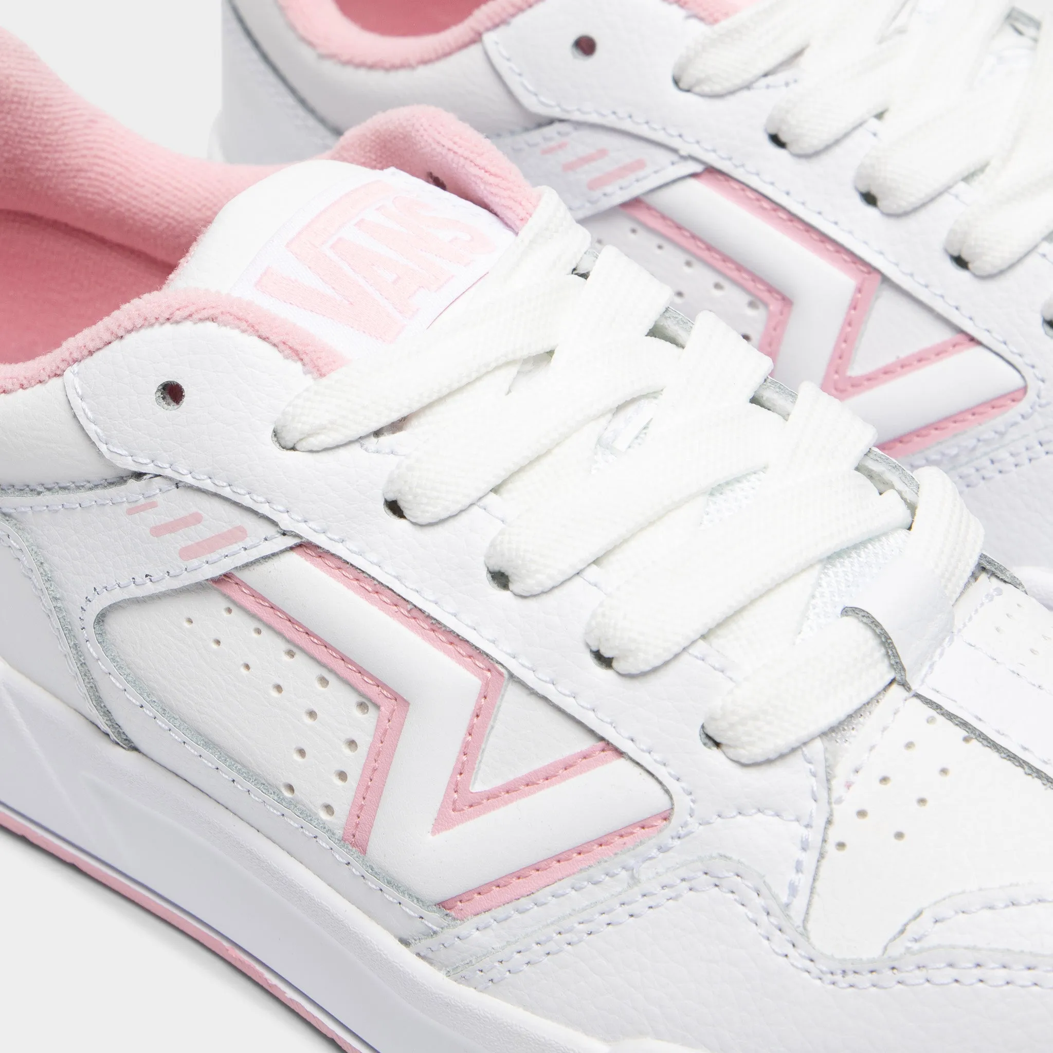 Vans Upland Leather White / Pink sold by JD Sports product image thumbnail 3