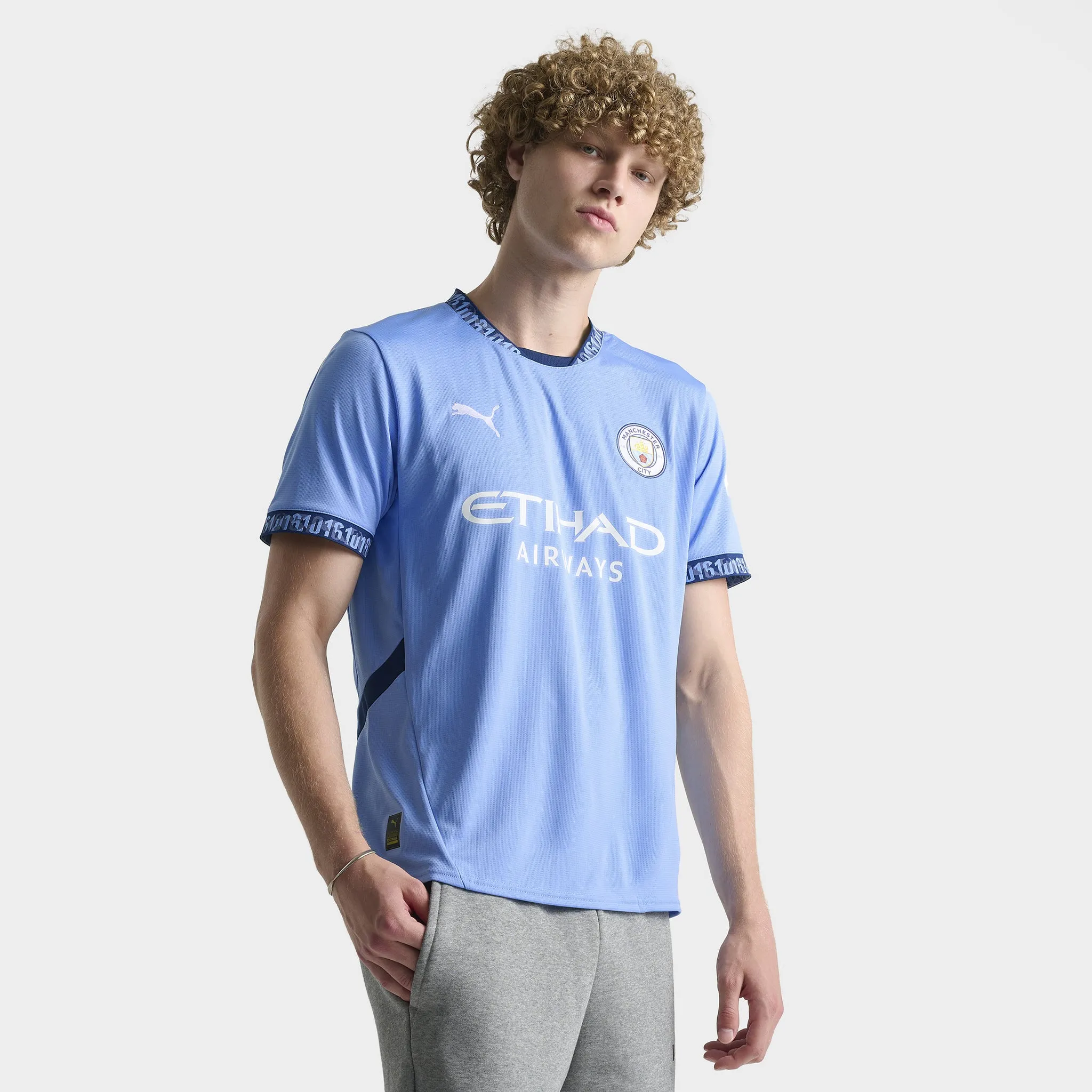 PUMA MCFC Home Jersey Replica Team Light Blue / Marine Blue sold by JD Sports product image thumbnail 3