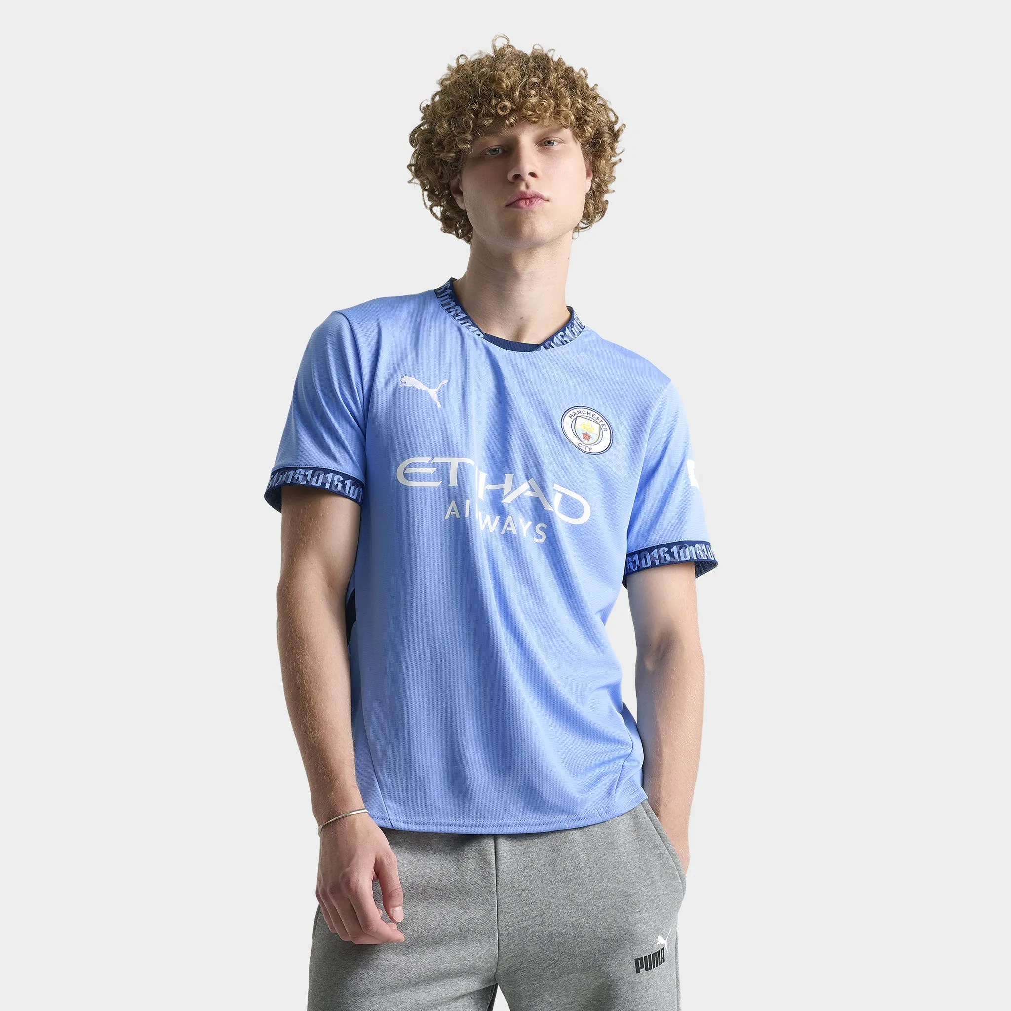 PUMA MCFC Home Jersey Replica Team Light Blue / Marine Blue sold by JD Sports