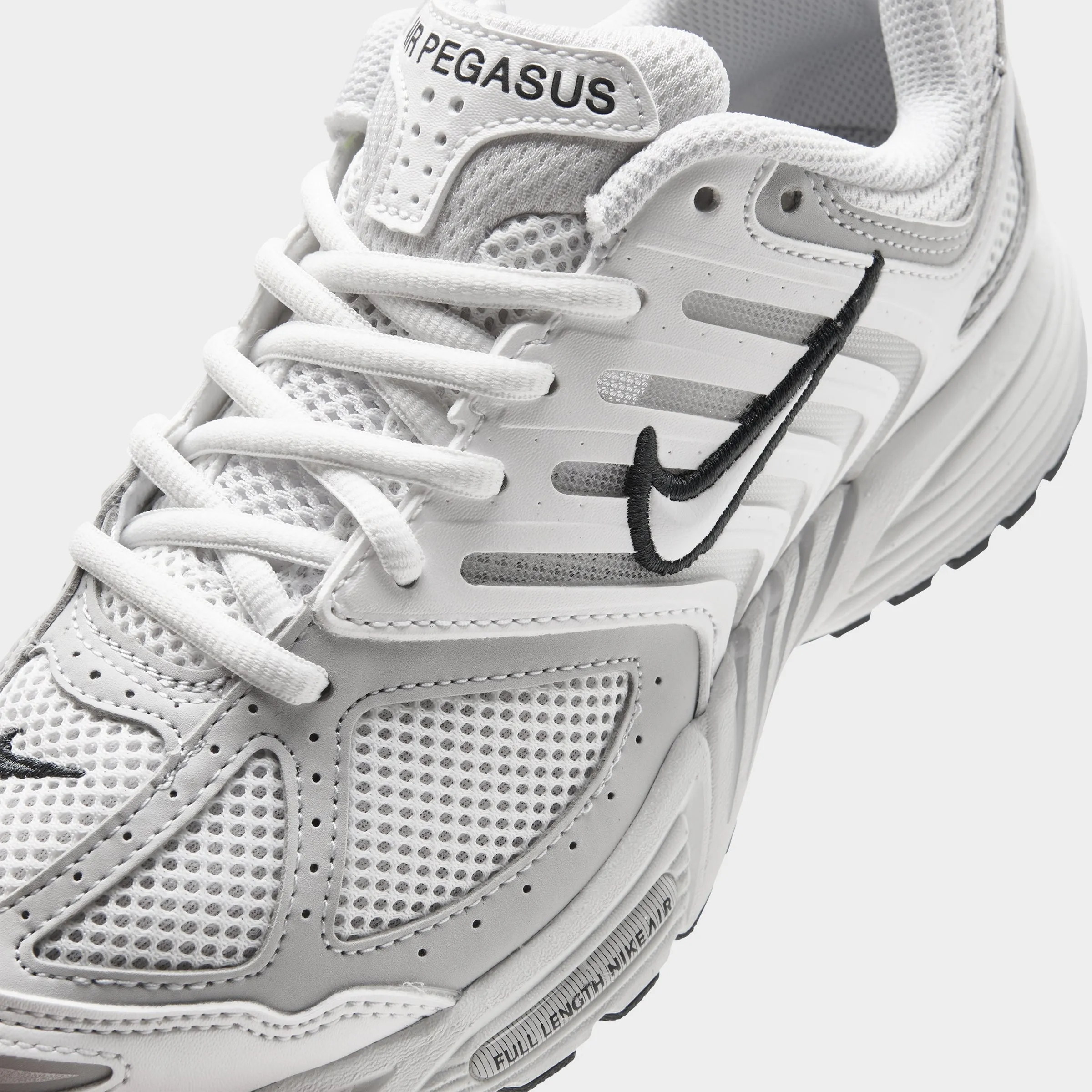 Nike Women's Air Pegasus 2005 Summit White / Photon Dust sold by JD Sports product image thumbnail 3