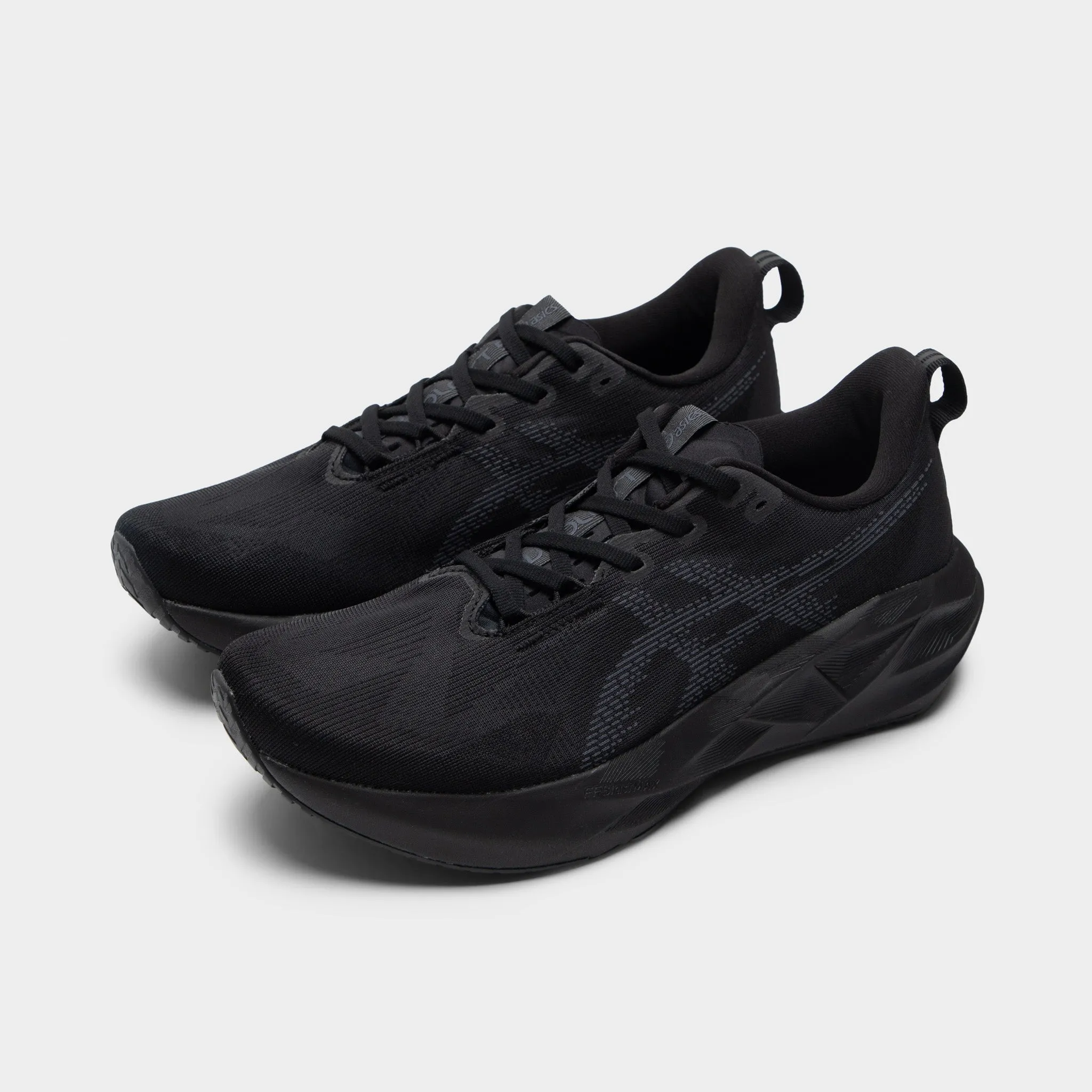 Asics Novablast 5 Black / Carrier Grey sold by JD Sports product image thumbnail 2