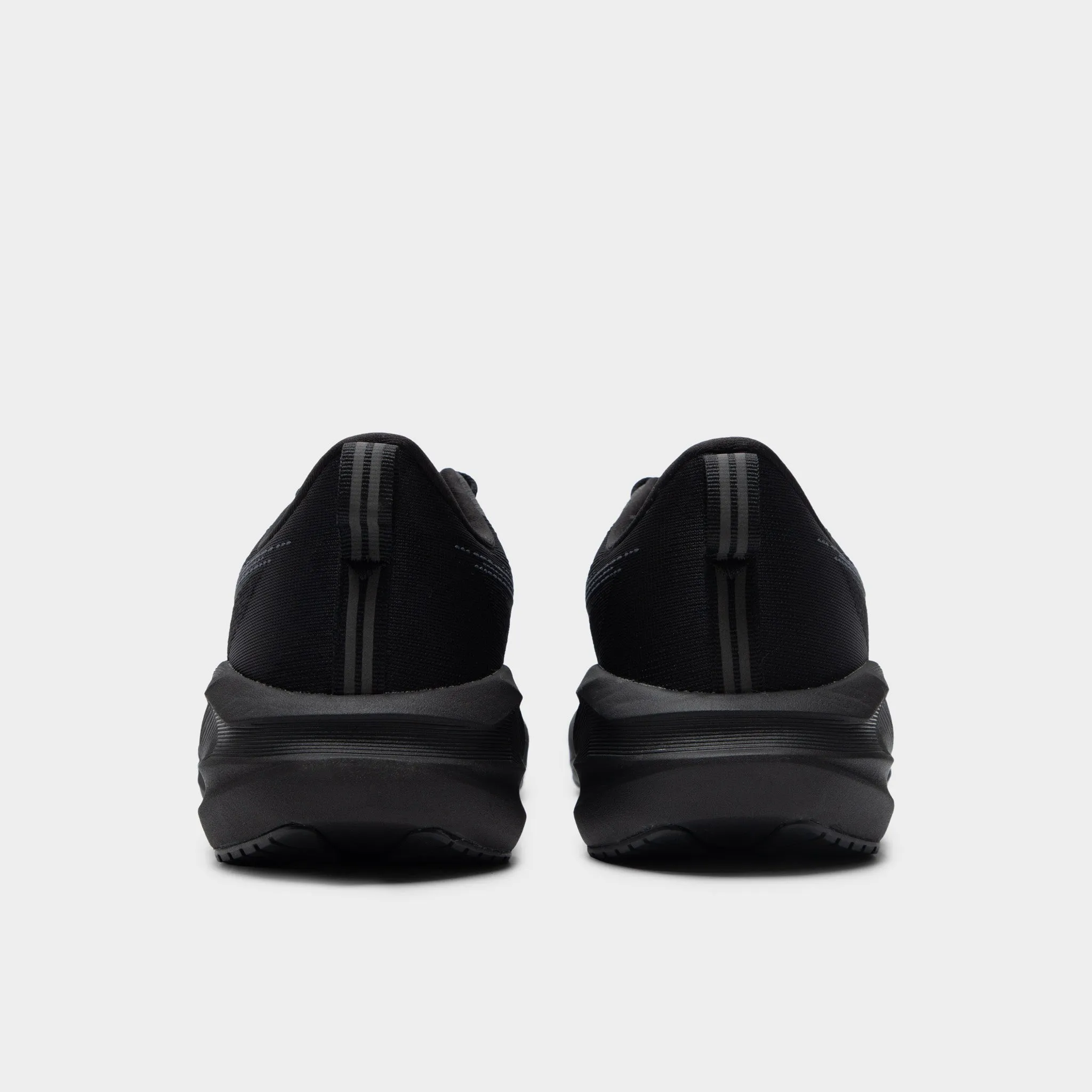 Asics Novablast 5 Black / Carrier Grey sold by JD Sports product image thumbnail 5