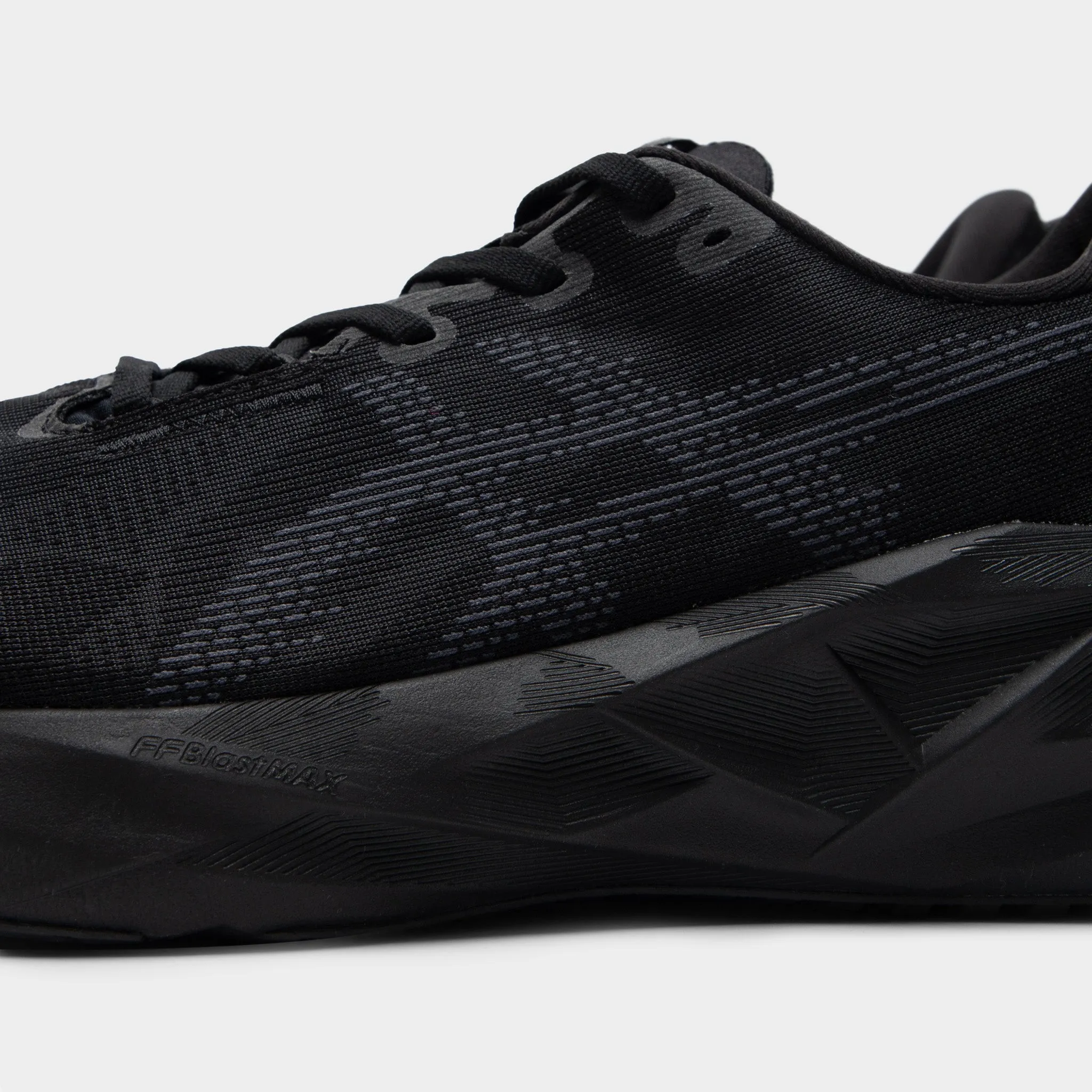 Asics Novablast 5 Black / Carrier Grey sold by JD Sports product image thumbnail 3