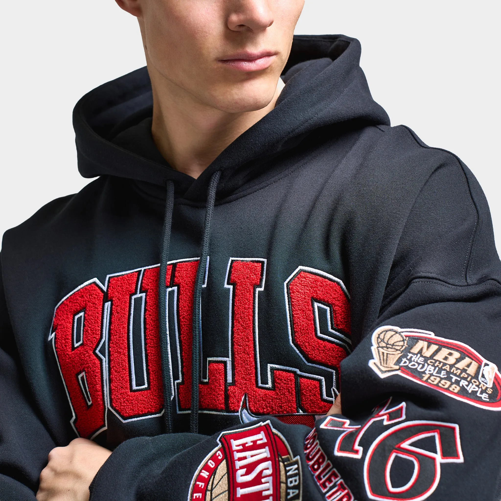 Mitchell & Ness Bulls Arch Multi Logo Hoodie / Black sold by JD Sports product image thumbnail 4