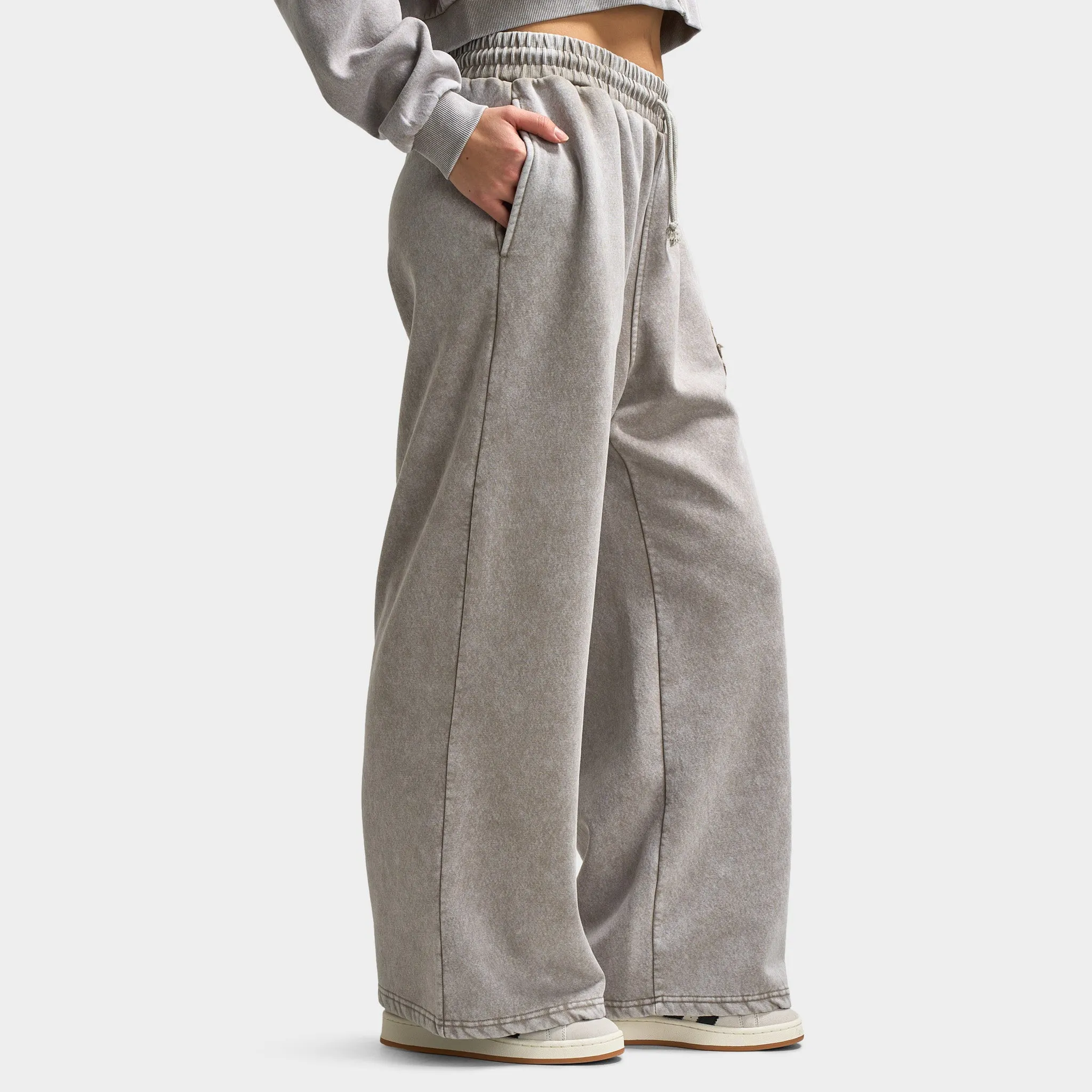Supply & Demand Women's Bleek Wide Leg Joggers / Beige Acid Wash sold by JD Sports product image thumbnail 5