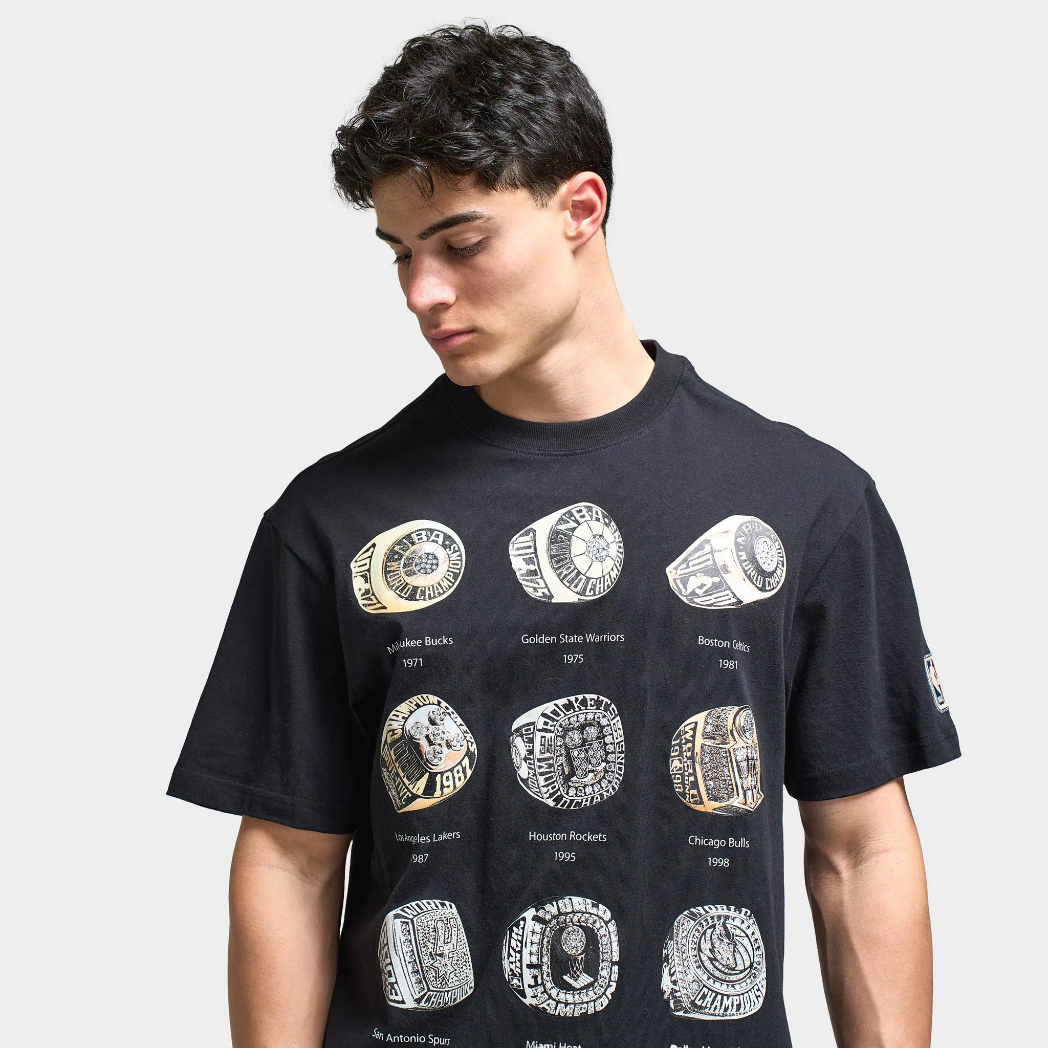Mitchell & Ness Champ Rings Multi T-Shirt / Black sold by JD Sports product image thumbnail 3