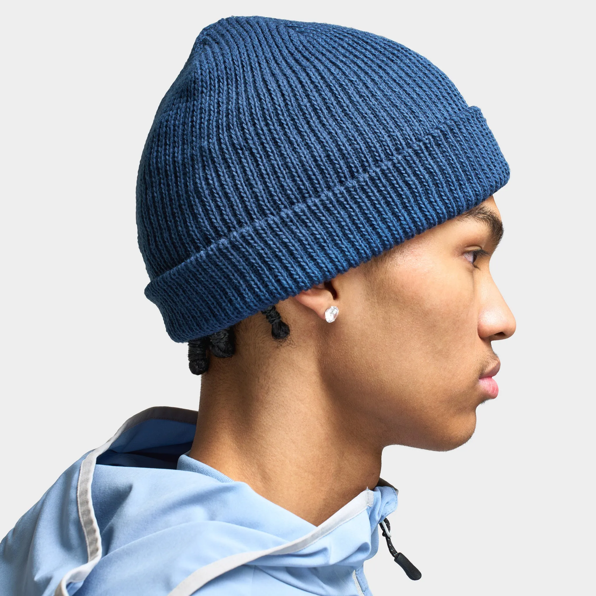 Vans Core Basics Beanie / Dress Blues sold by JD Sports product image thumbnail 3