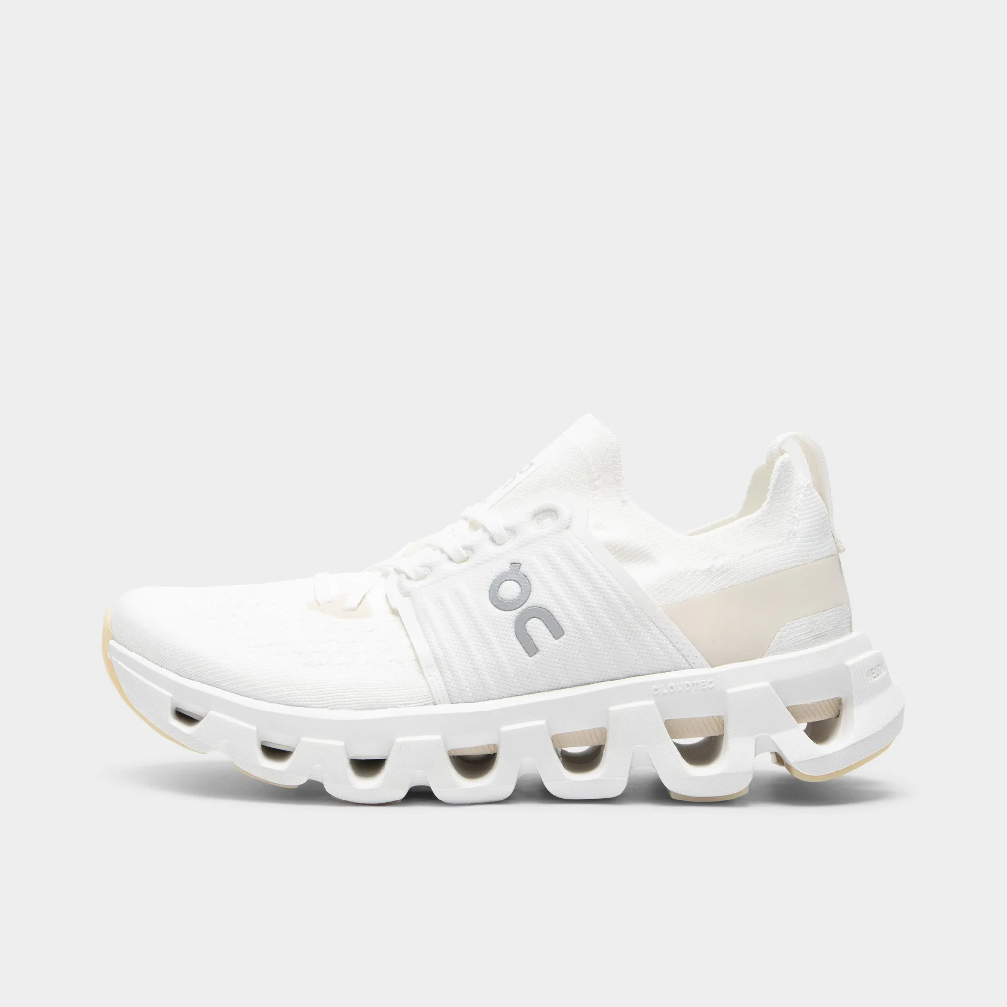 On Women's Cloudswift 4 White / Cream sold by JD Sports