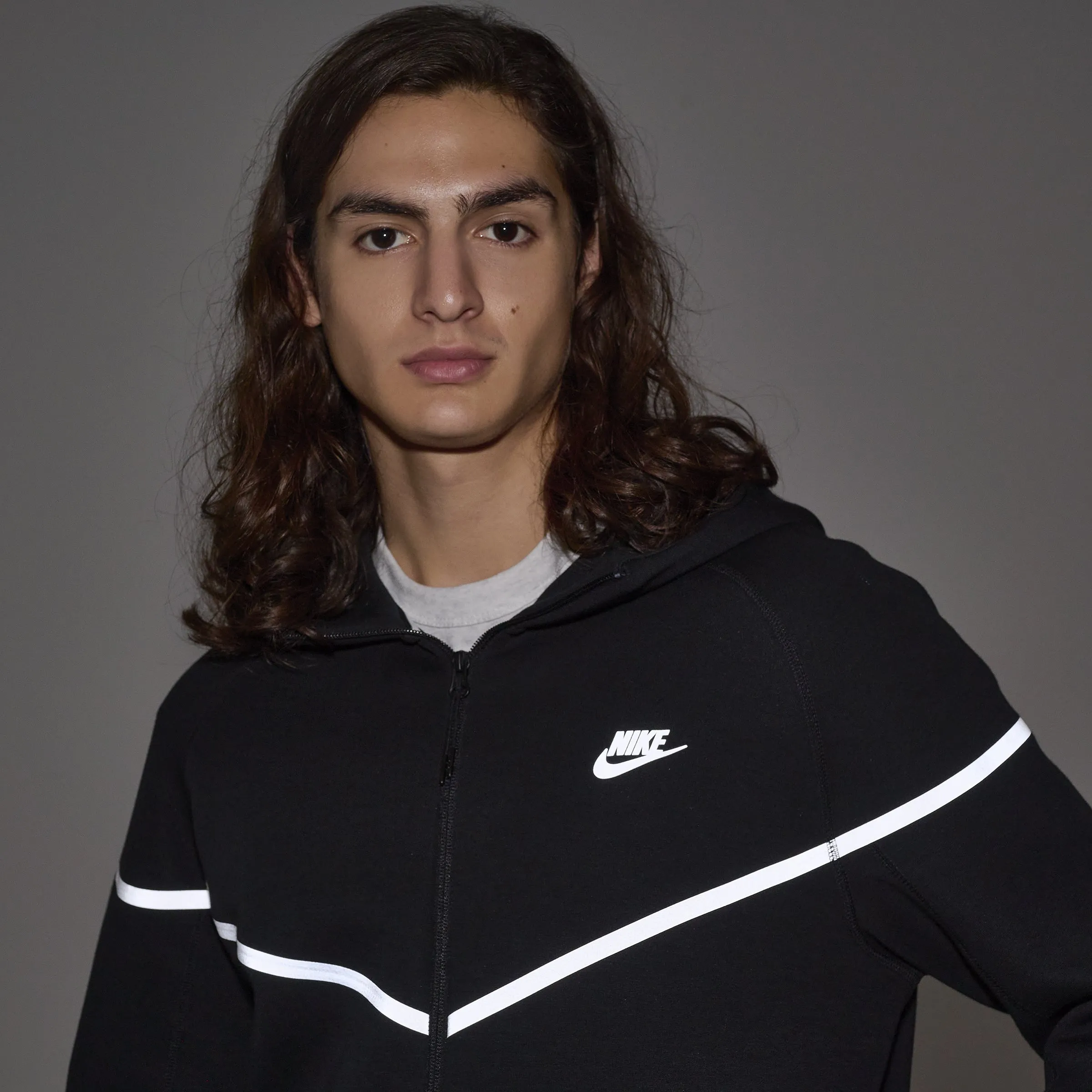 Nike Tech Windrunner Reflective Full Zip Fleece Jacket Black / Bemis Silver sold by JD Sports product image thumbnail 5