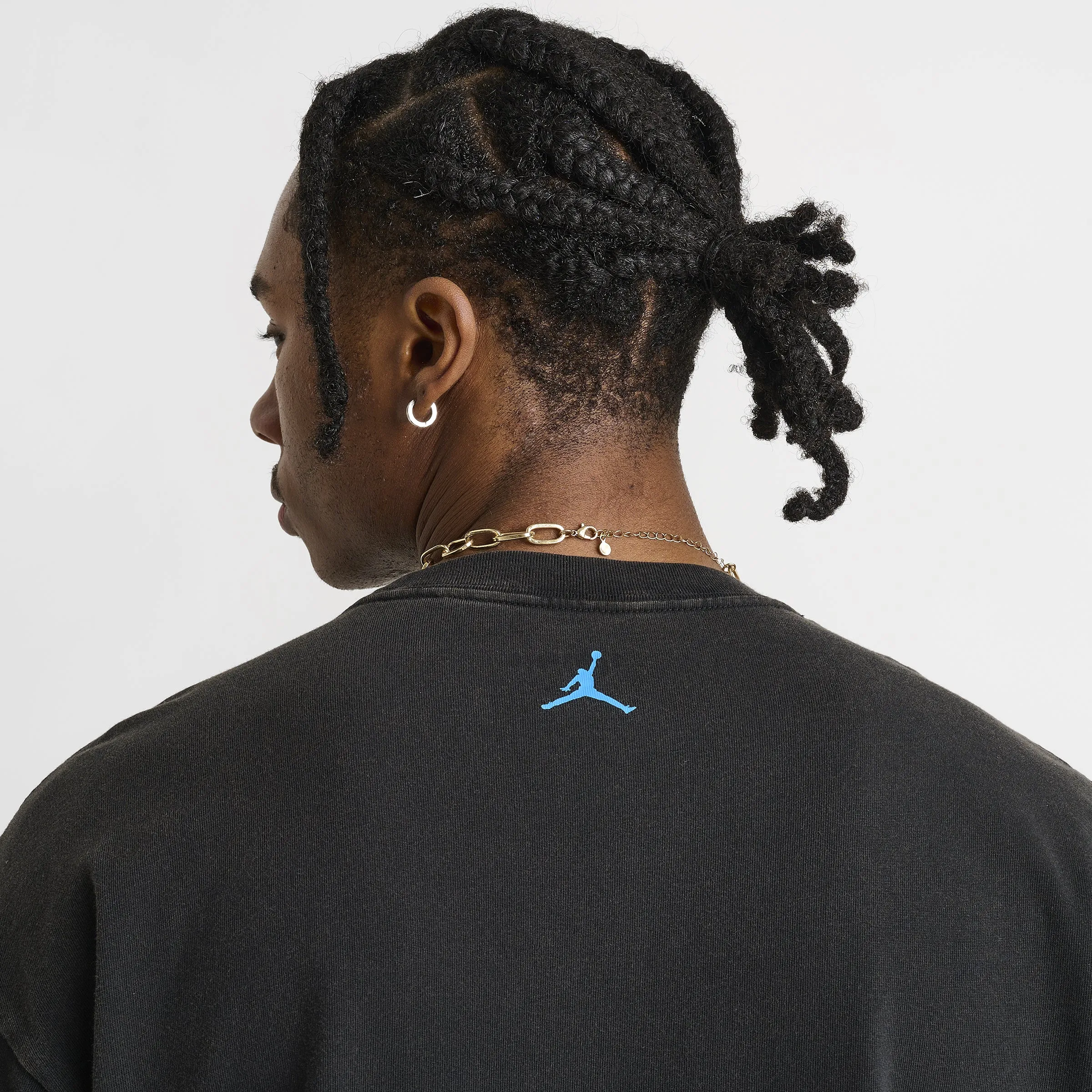 Jordan Flight Essentials Oversized Graphic T-Shirt Black / Dark Powder Blue sold by JD Sports product image thumbnail 4