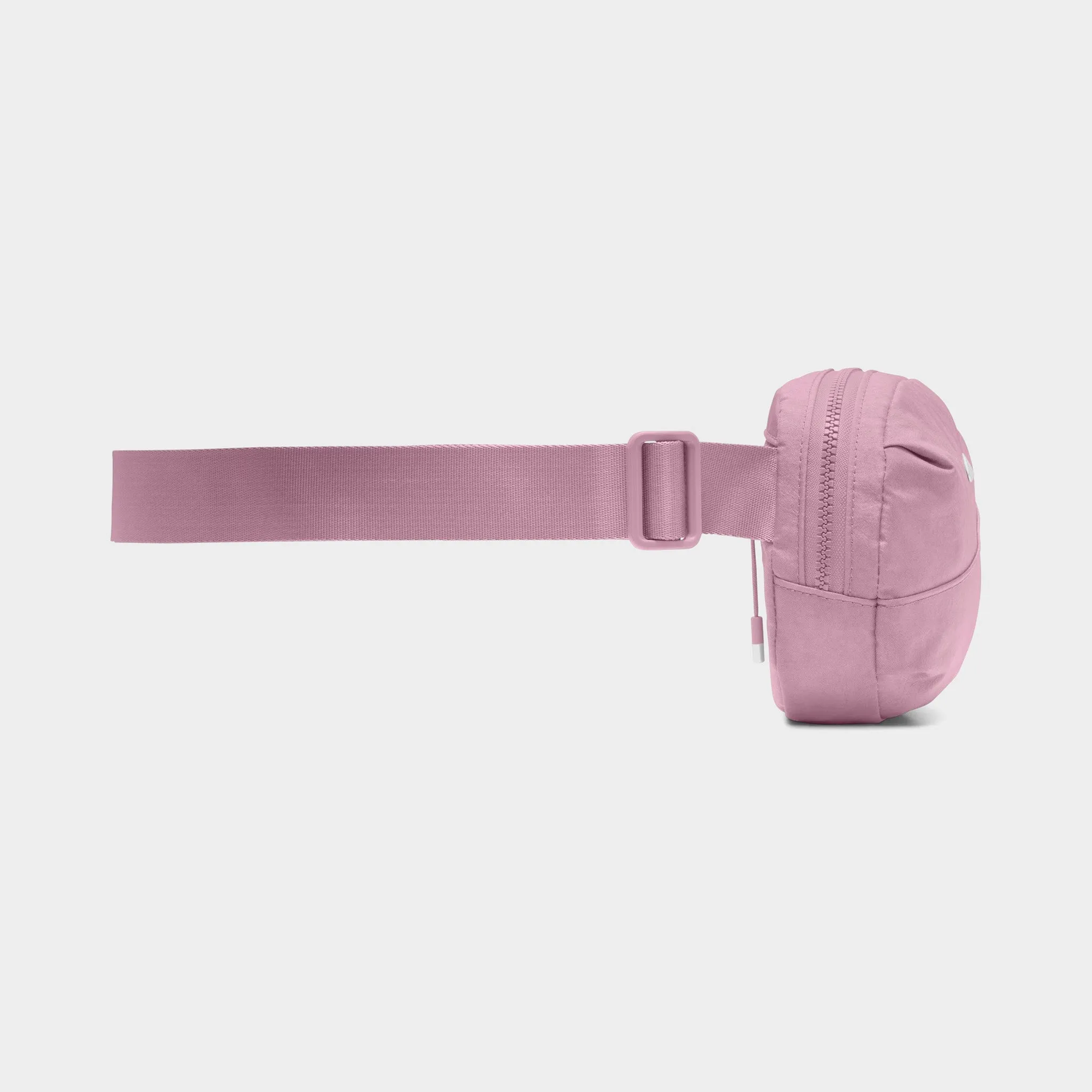 Nike Aura Crossbody Bag (2L) Elemental Pink / Matte Silver sold by JD Sports product image thumbnail 3