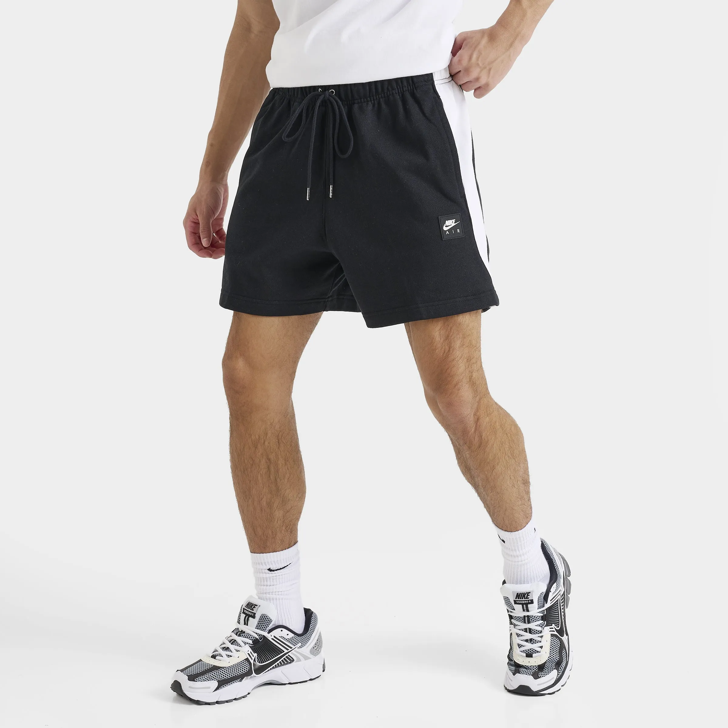 Nike Air Fleece Shorts Black / White - White sold by JD Sports