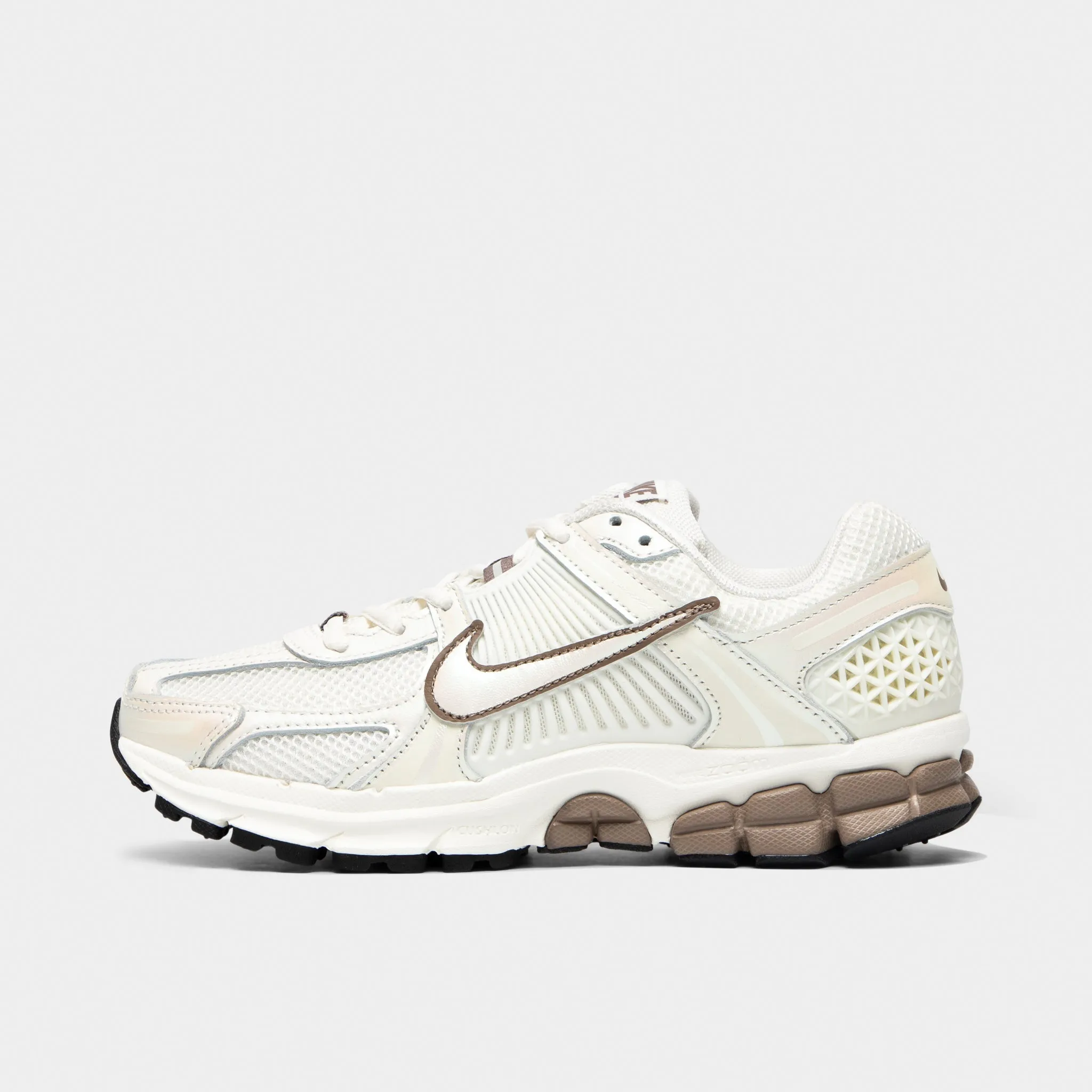 Nike Women's Zoom Vomero 5 Sail / Mink Brown - Black sold by JD Sports