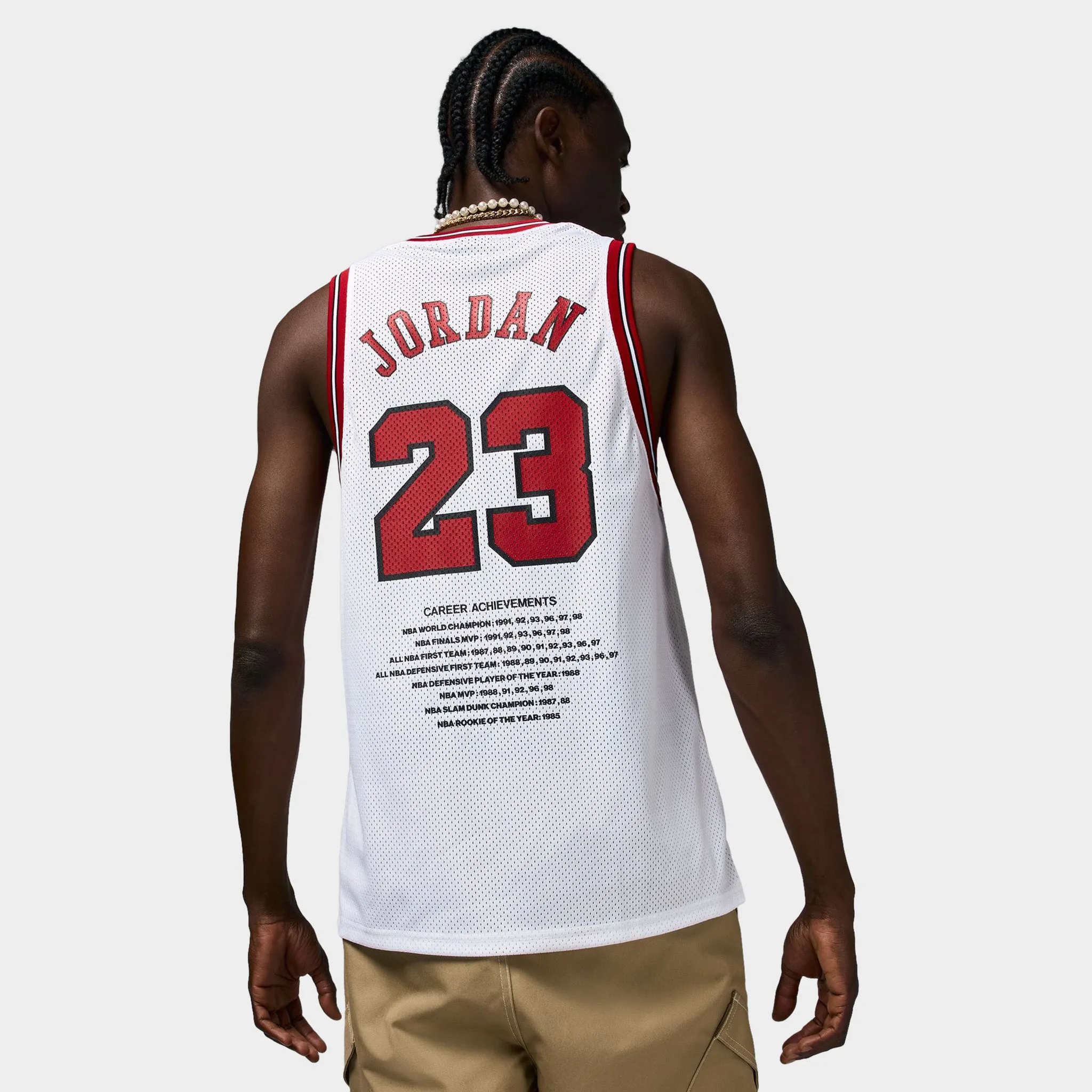 Jordan Essentials Summer Jersey White / Gym Red sold by JD Sports product image thumbnail 2