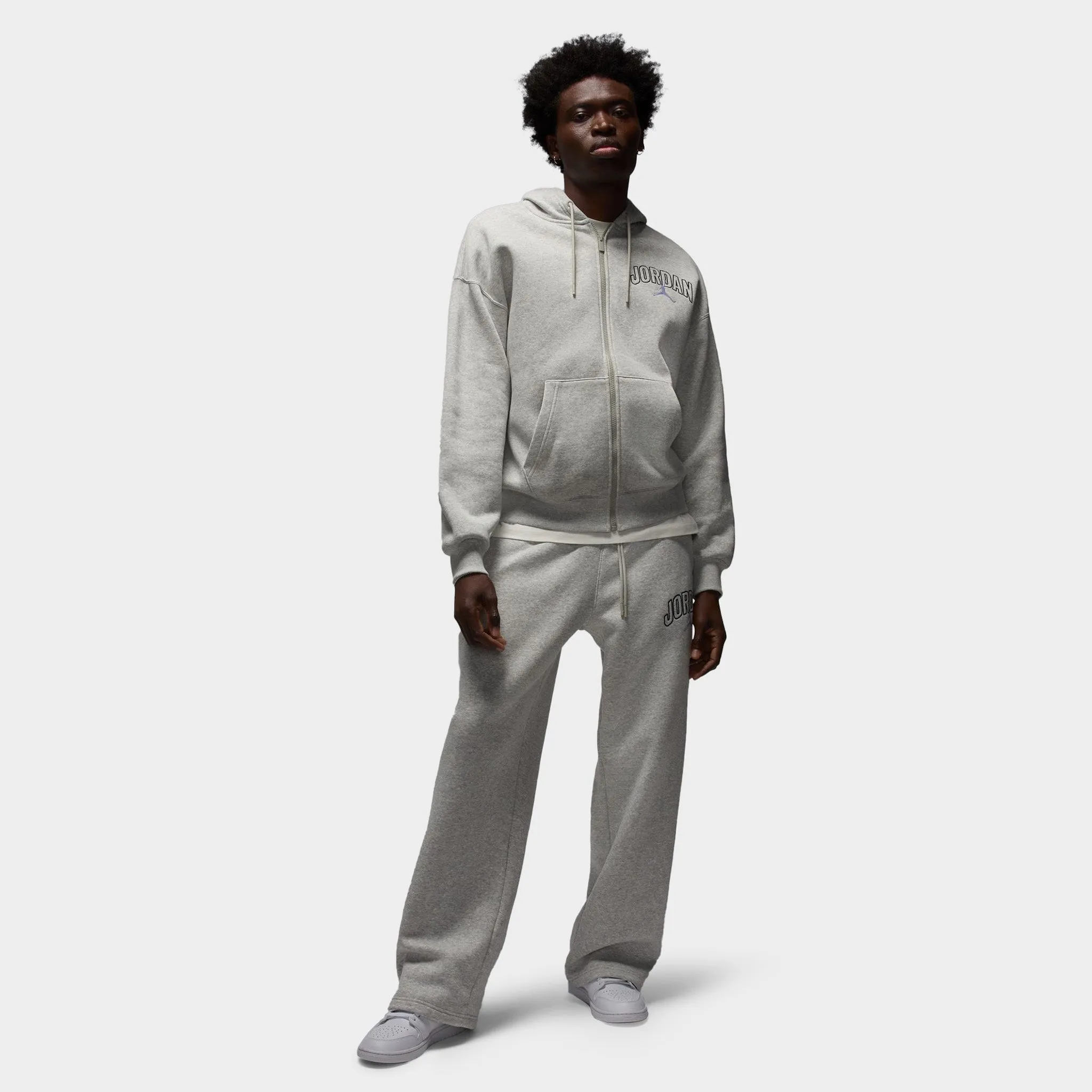 Jordan Brooklyn Fleece Oversized Open-Hem Pants Heather Grey / White sold by JD Sports product image thumbnail 5