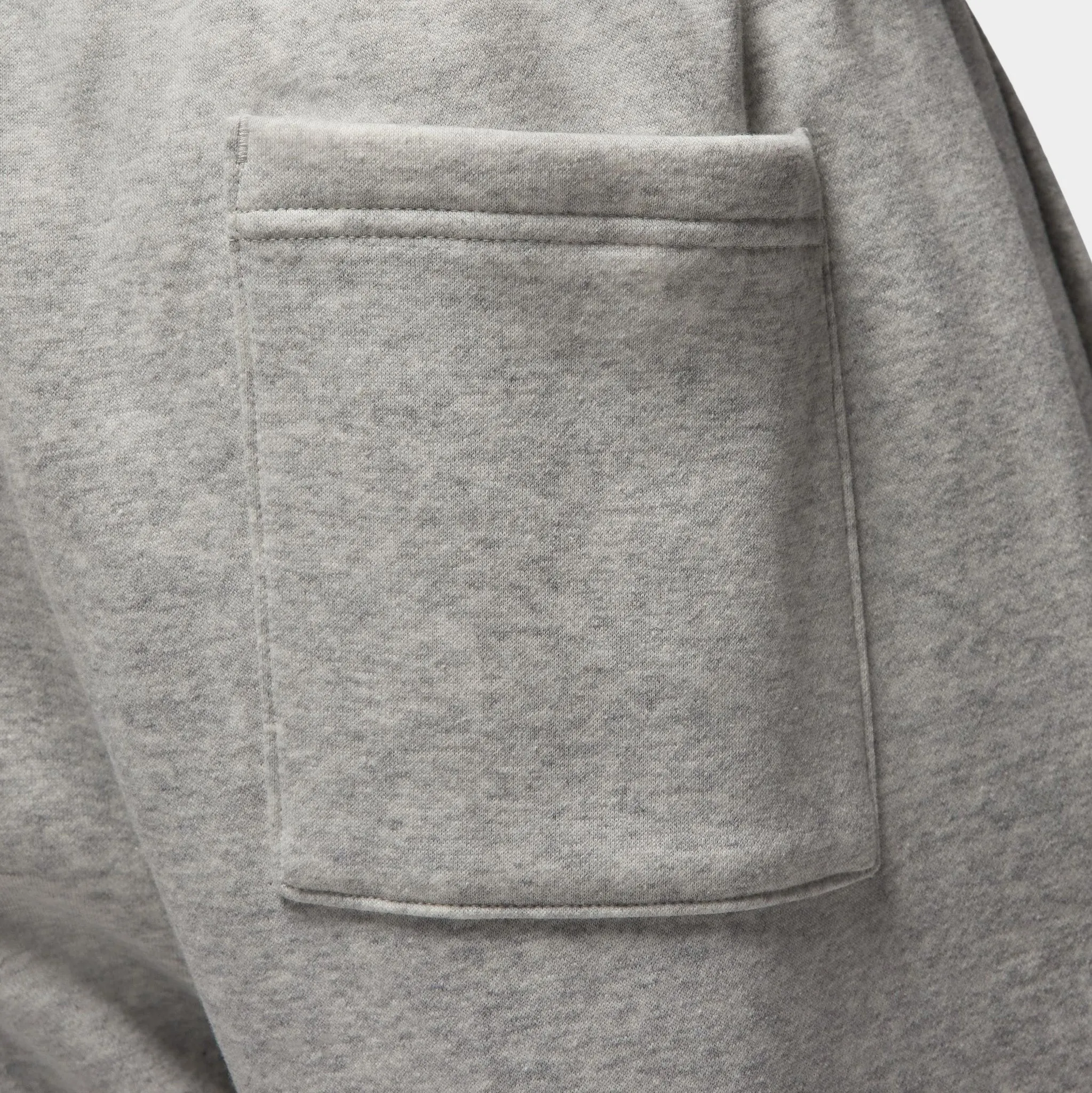 Jordan Brooklyn Fleece Oversized Open-Hem Pants Heather Grey / White sold by JD Sports product image thumbnail 4