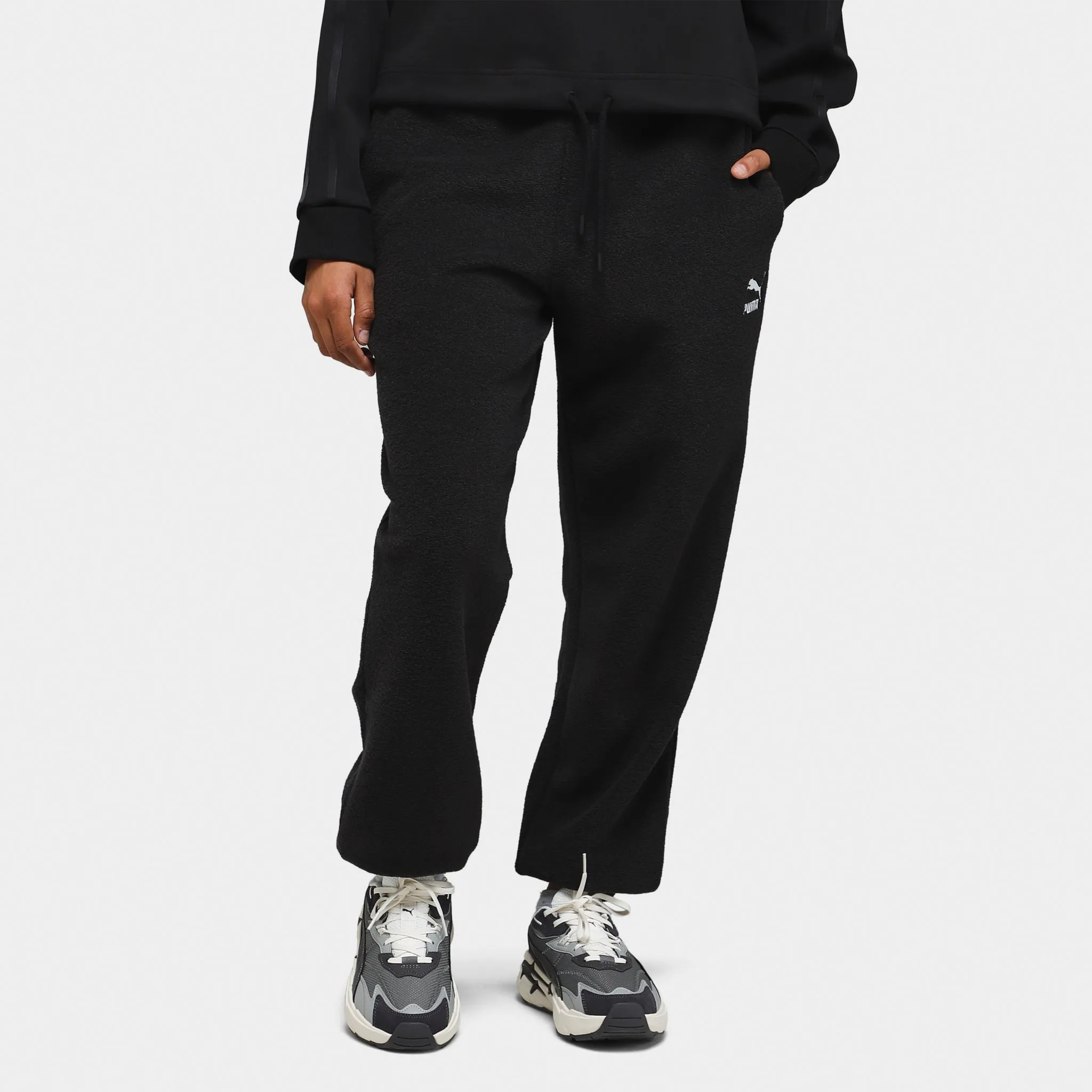 Puma Women's Classics Fleece Sweatpants / Puma Black sold by JD Sports