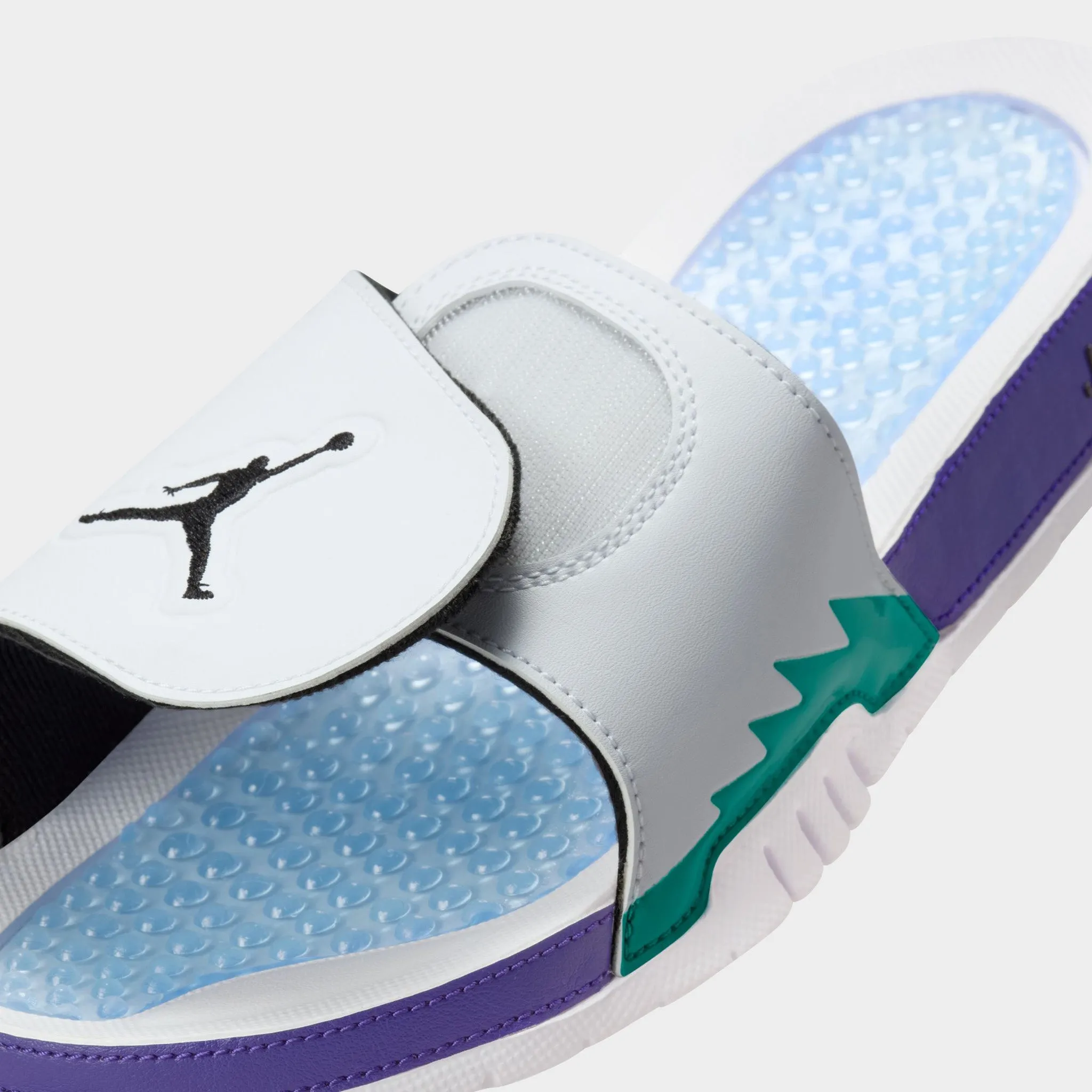 Jordan Hydro V Retro White / Black - New Emerald sold by JD Sports product image thumbnail 3