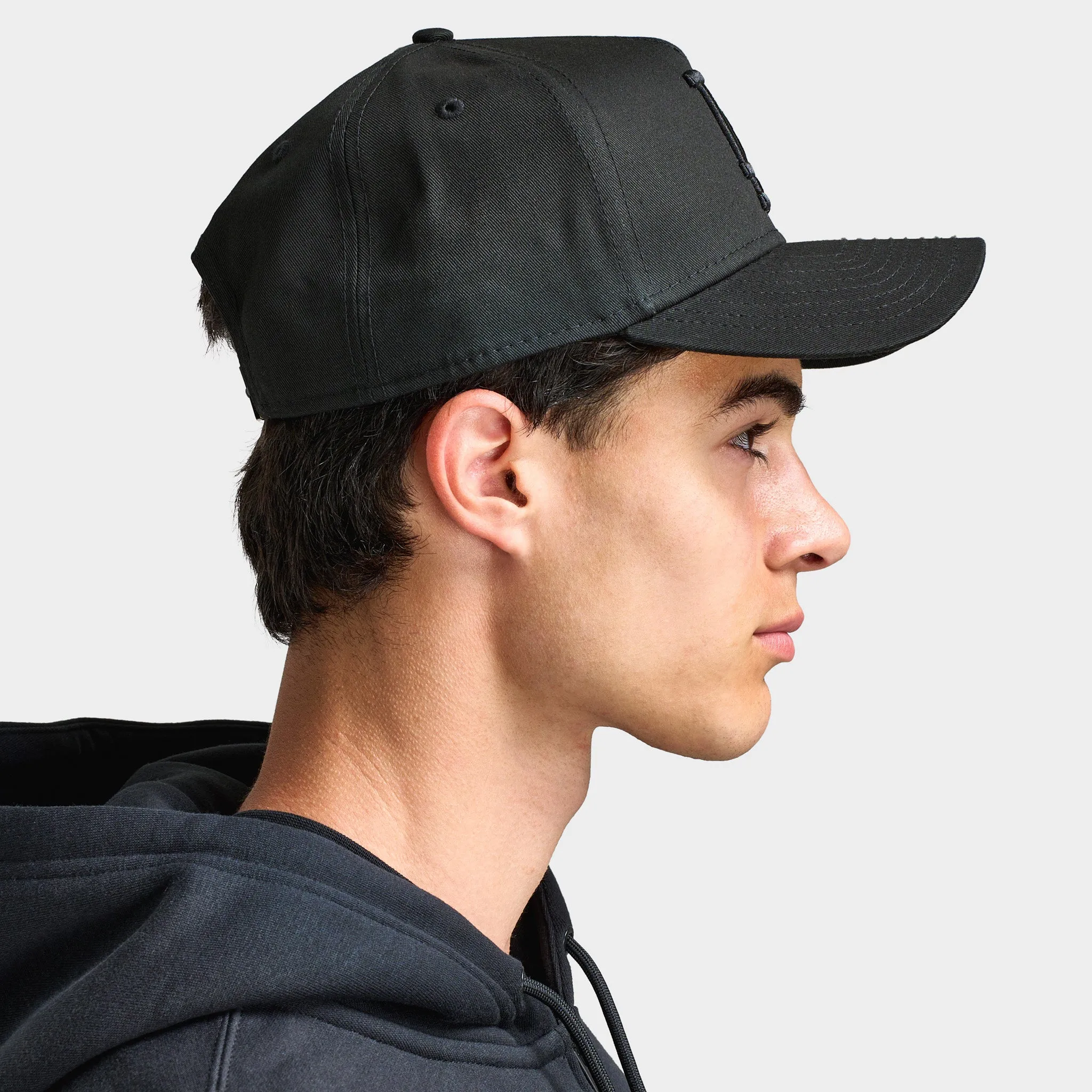 New Era Los Angeles Dodgers 9FORTY A-Frame Black / Black sold by JD Sports product image thumbnail 4