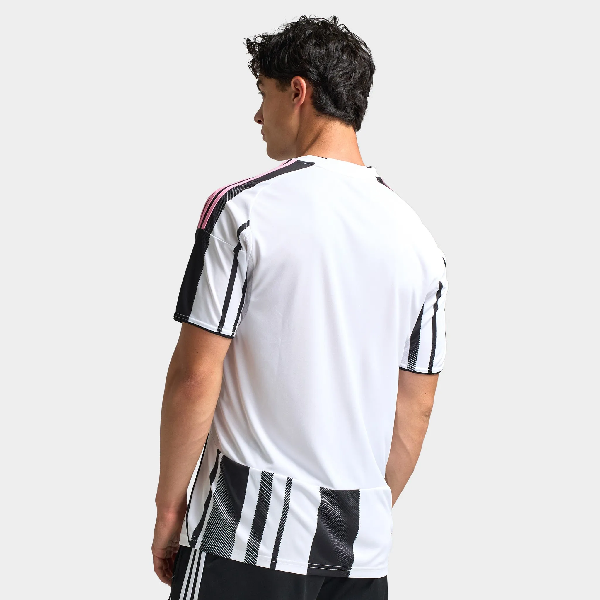adidas Juventus 25/26 Home Jersey White / Black sold by JD Sports product image thumbnail 2