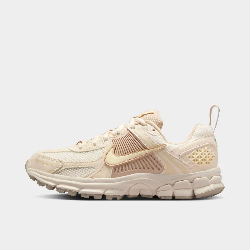 Nike Vomero 5 GS / Pale Ivory sold by JD Sports