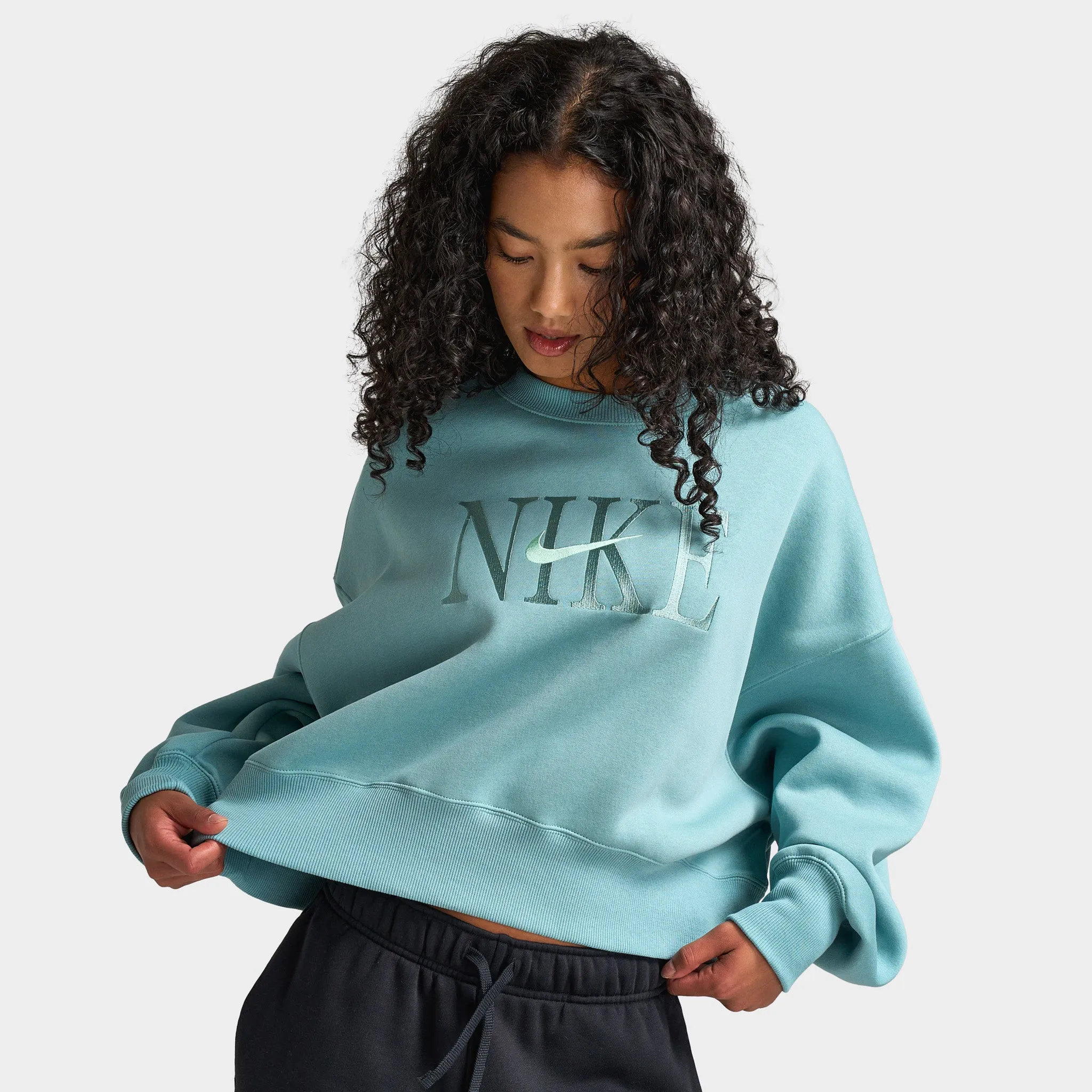 Nike Sportswear Women's Phoenix Fleece Oversized Crewneck Cannon / Mint Foam sold by JD Sports product image thumbnail 3