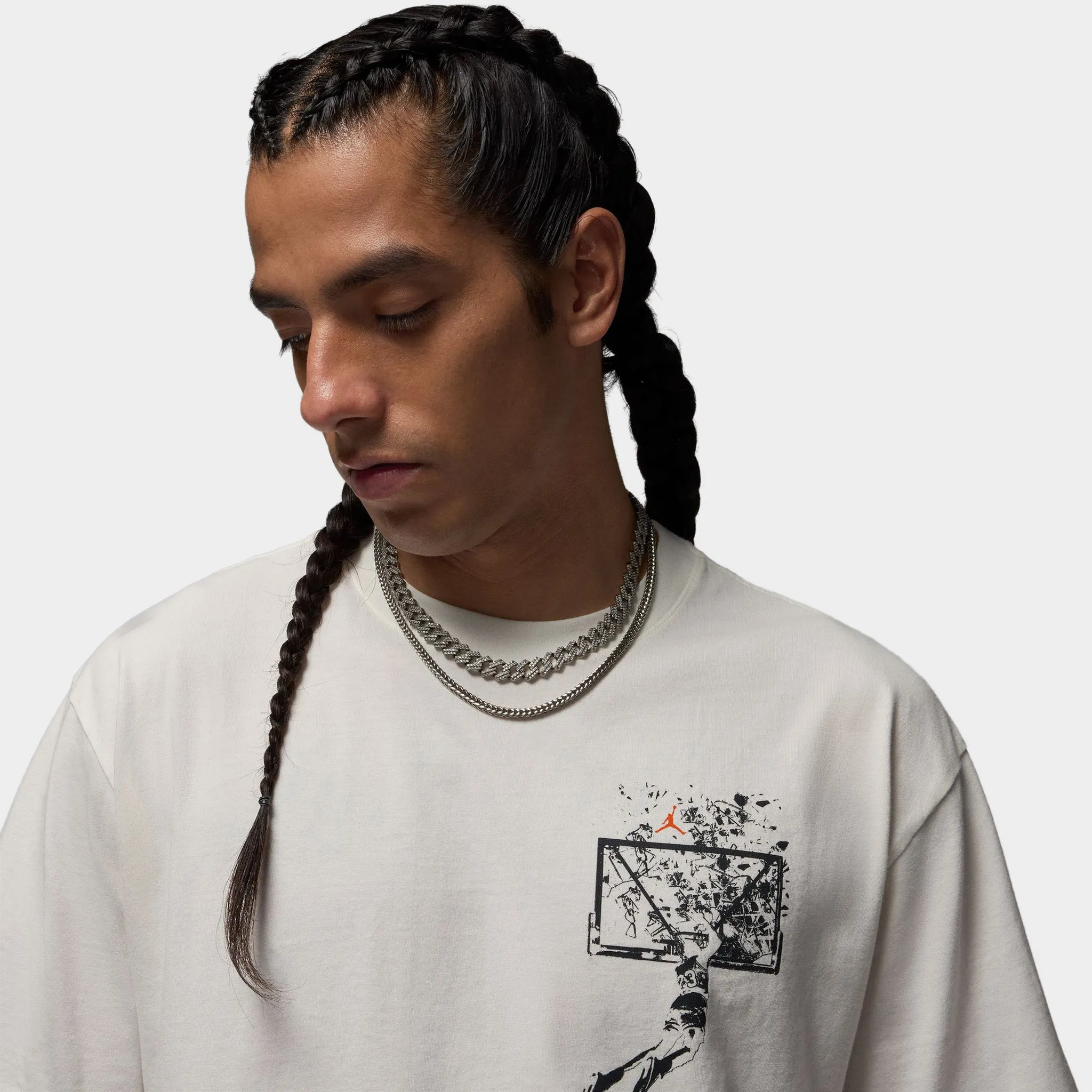Michael Jordan Brooklyn Shattered Back Board Oversized Graphic T-Shirt Sail / Off Noir sold by JD Sports product image thumbnail 3