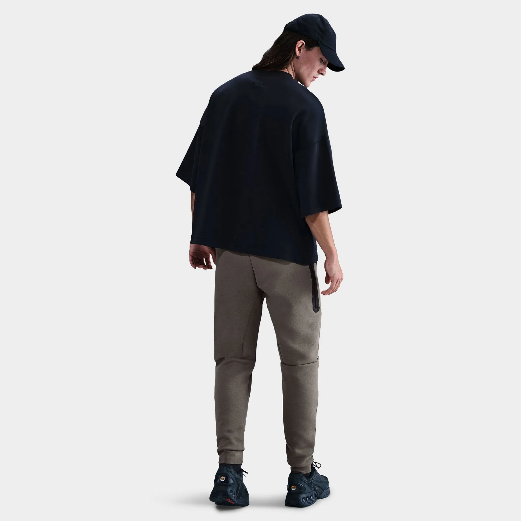 Nike Tech Fleece Joggers Cave Stone / Black sold by JD Sports product image thumbnail 4