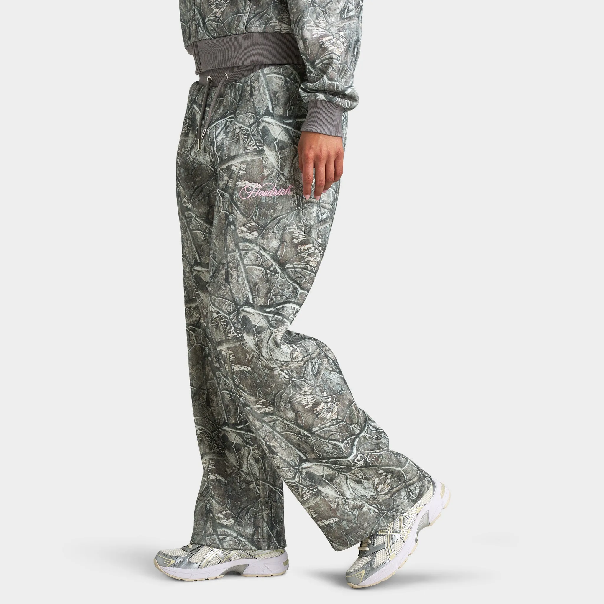 Hoodrich Women's Low Rise Wide Leg Joggers / Woodland Camo sold by JD Sports product image thumbnail 3
