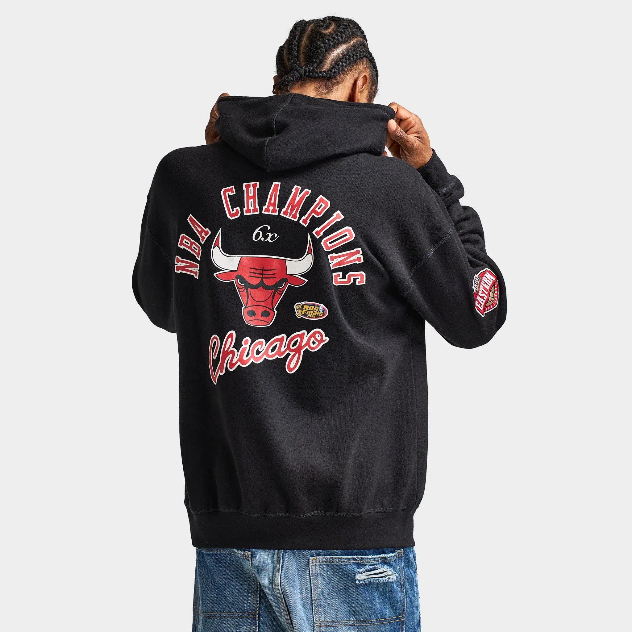 Mitchell & Ness Chicago Bulls Hoodie / Faded Black sold by JD Sports product image thumbnail 2