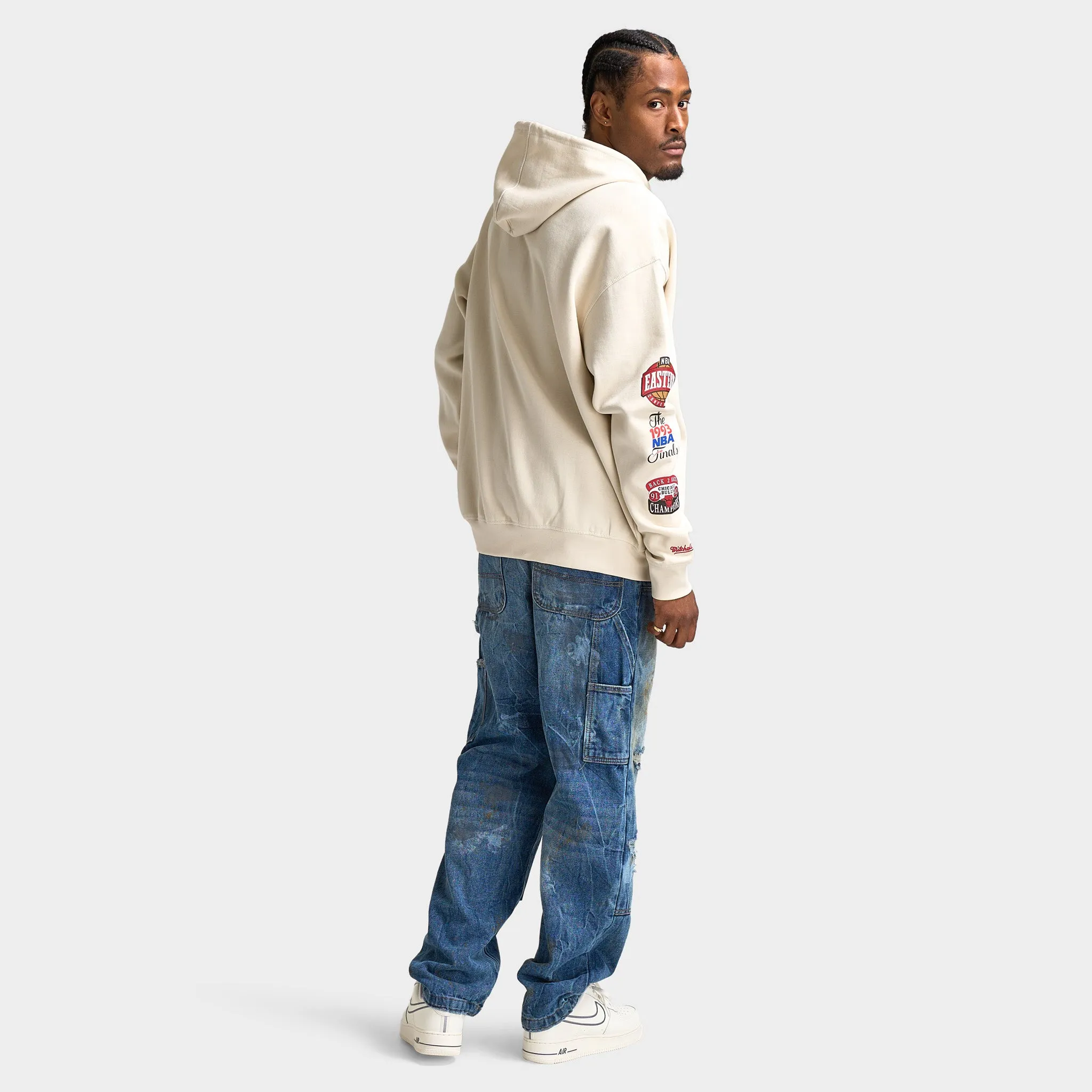 Mitchell & Ness Chicago Bulls Hoodie / Vintage White sold by JD Sports product image thumbnail 5