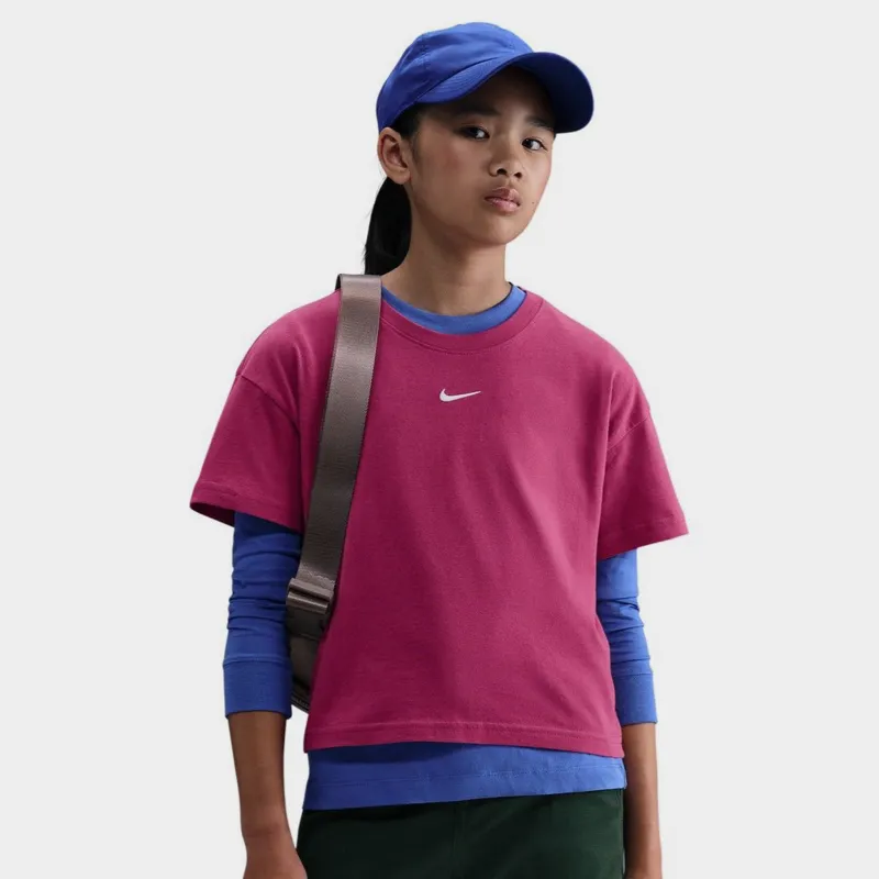Nike Sportswear Junior Girls' Essential Boxy Tee / Sweet Beet sold by JD Sports