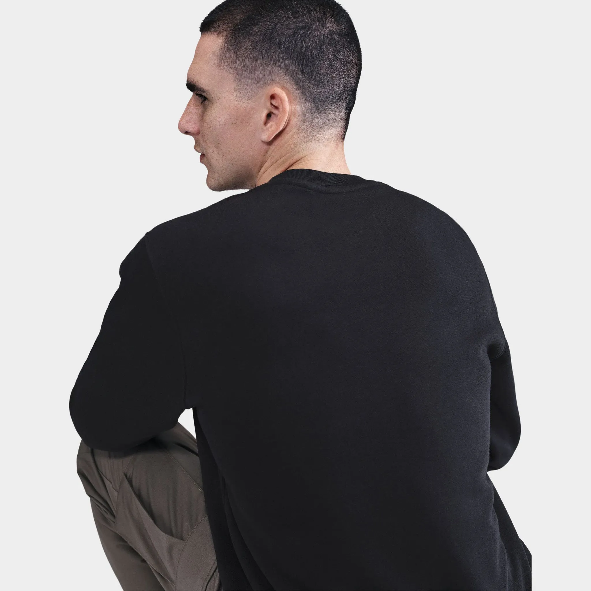 Nike Club Fleece Crew Black / White sold by JD Sports product image thumbnail 2